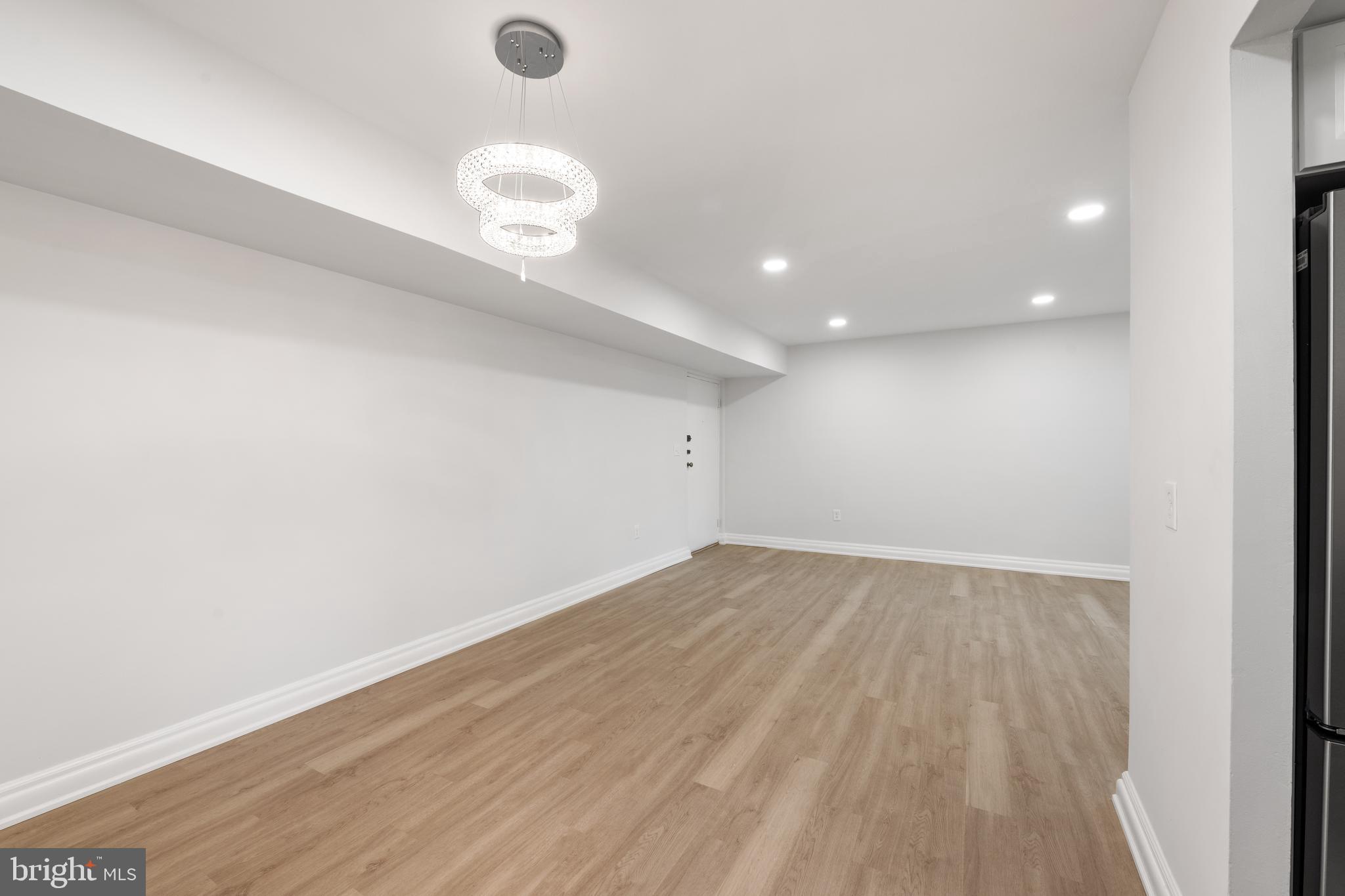 3837 HAMILTON STREET J-102