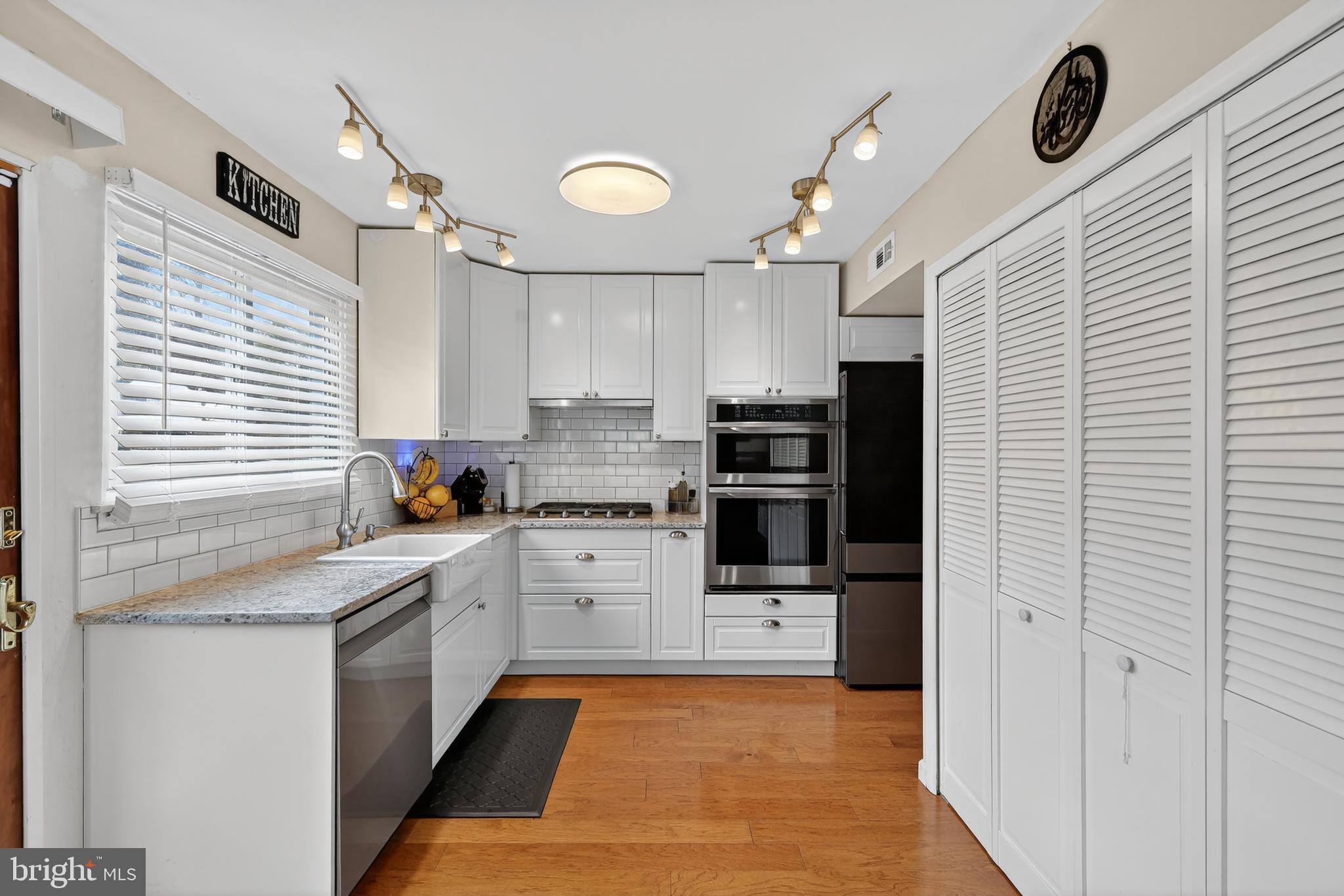 15907 PEACH WALKER DRIVE