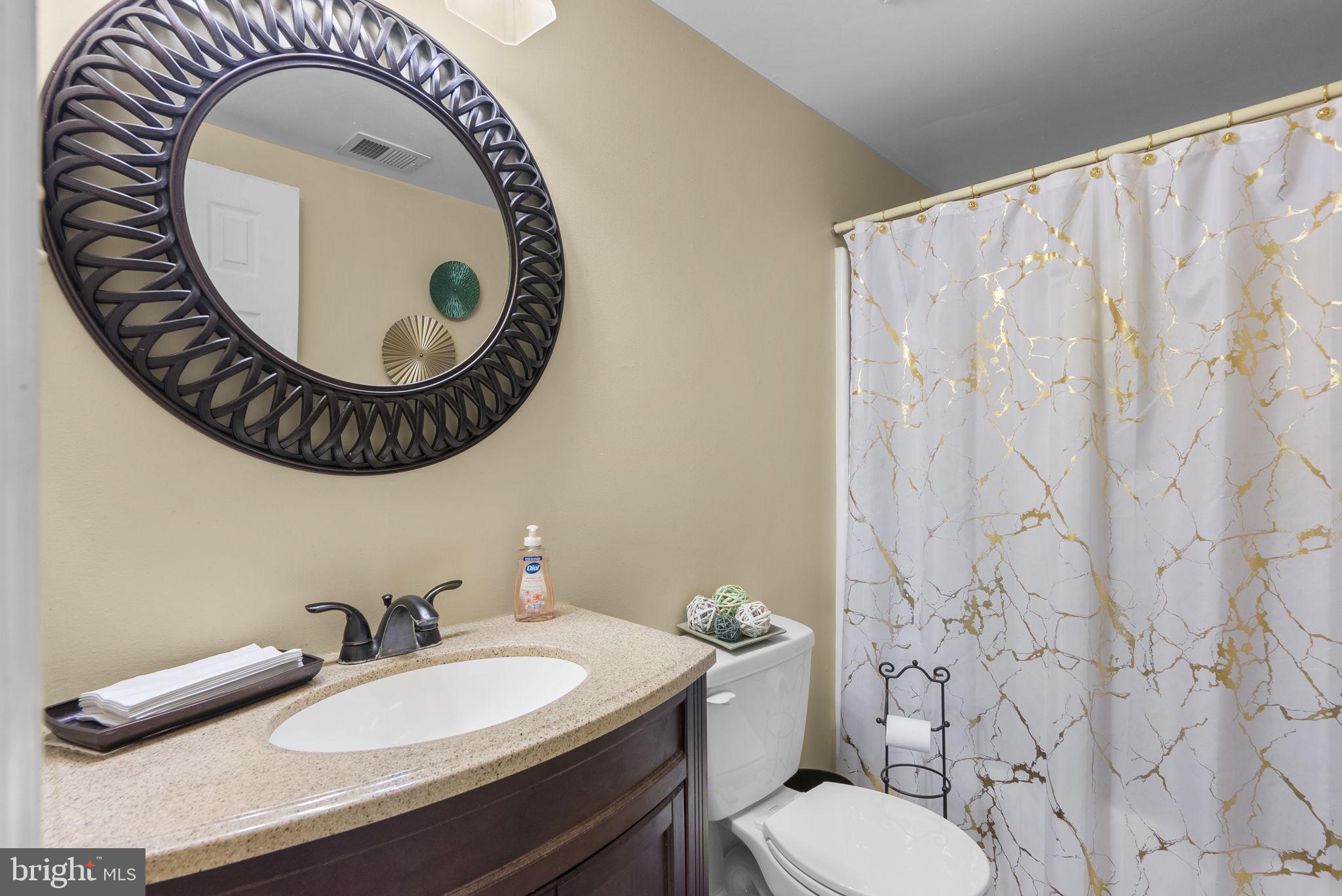 5410 TINKERS CREEK PLACE