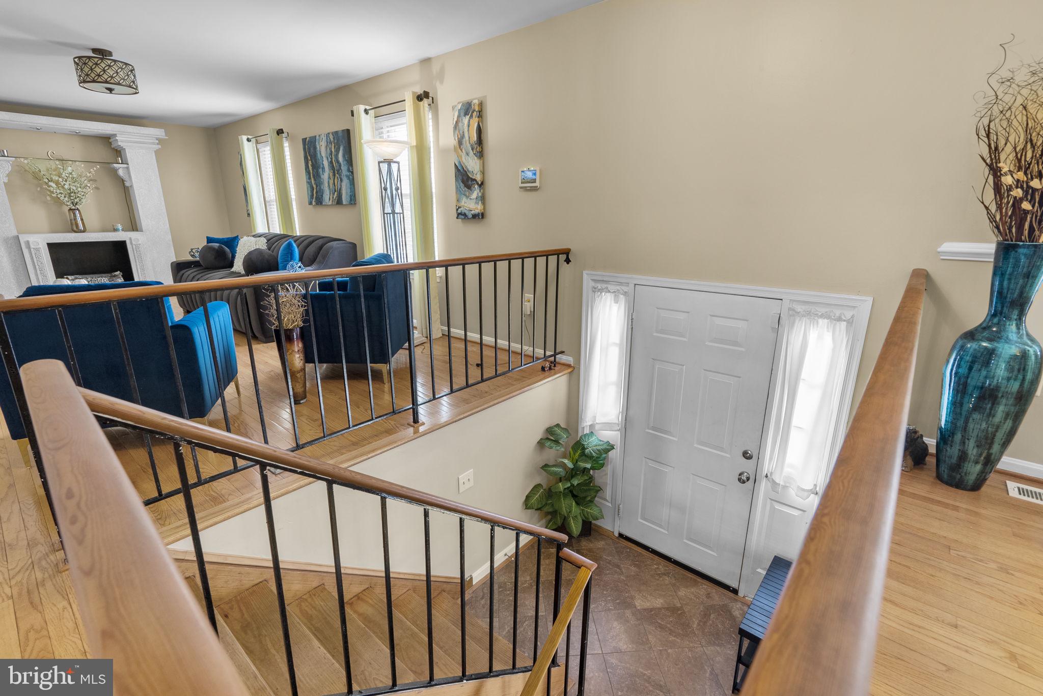 5410 TINKERS CREEK PLACE