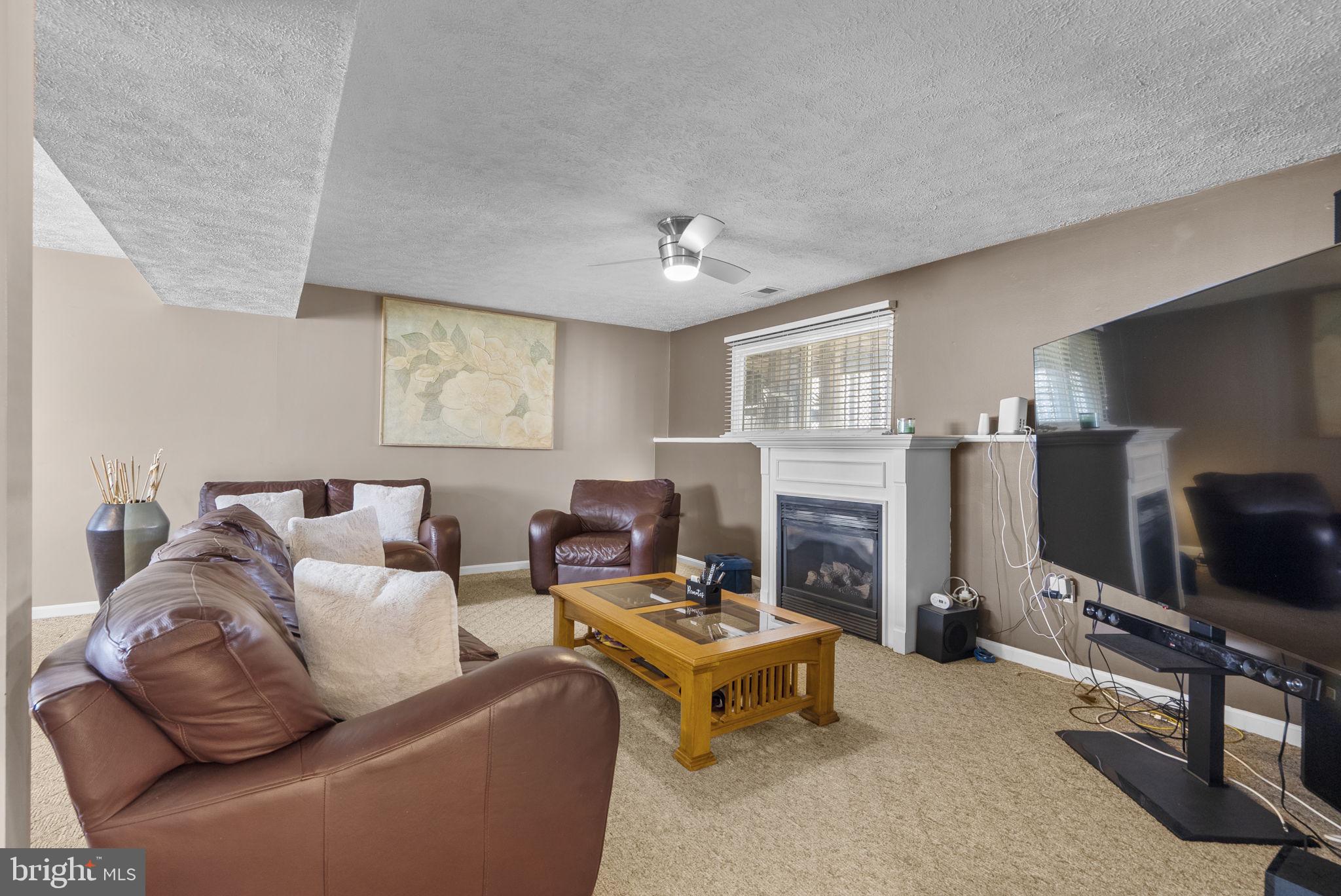 5410 TINKERS CREEK PLACE