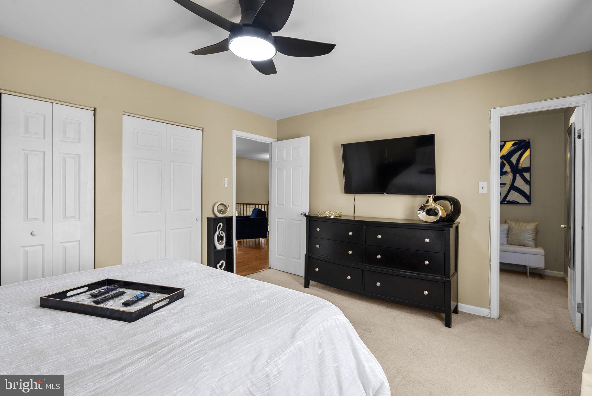 5410 TINKERS CREEK PLACE