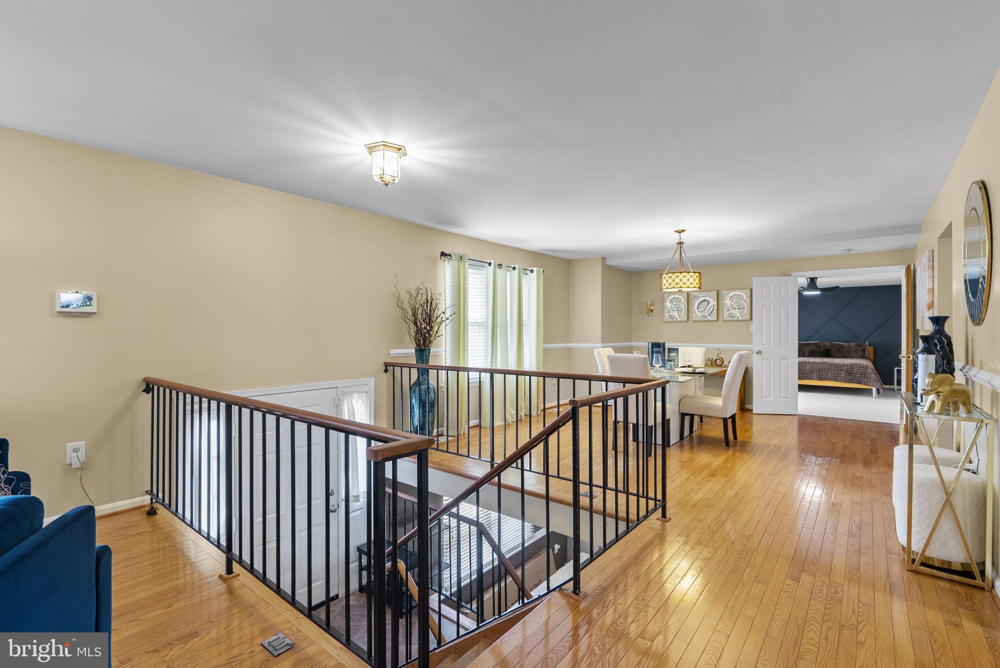 5410 TINKERS CREEK PLACE