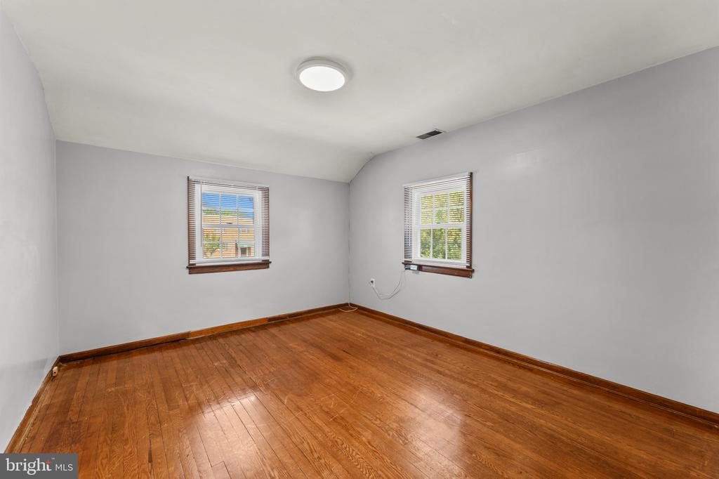 5615 QUEENS CHAPEL ROAD