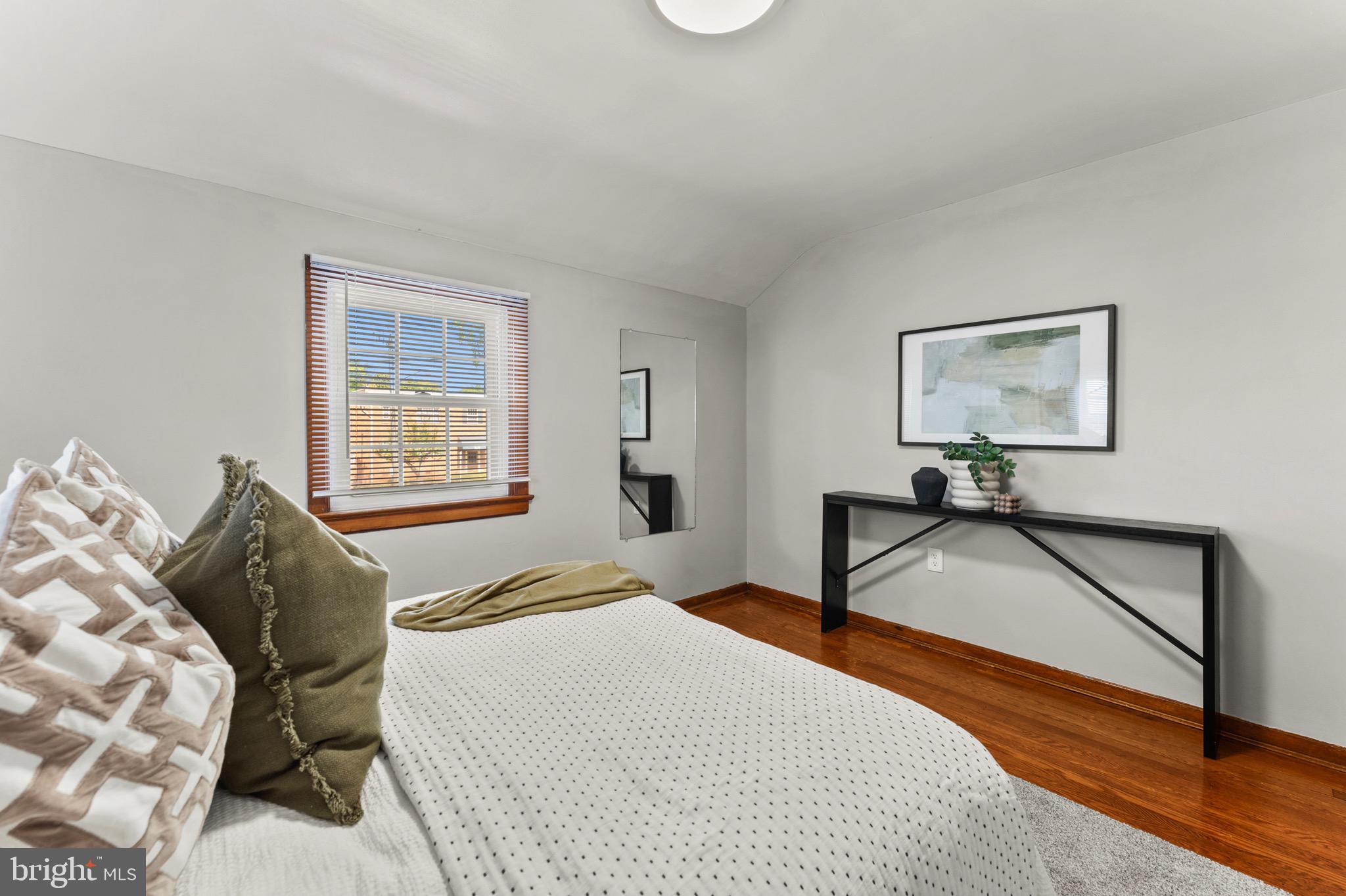 5615 QUEENS CHAPEL ROAD