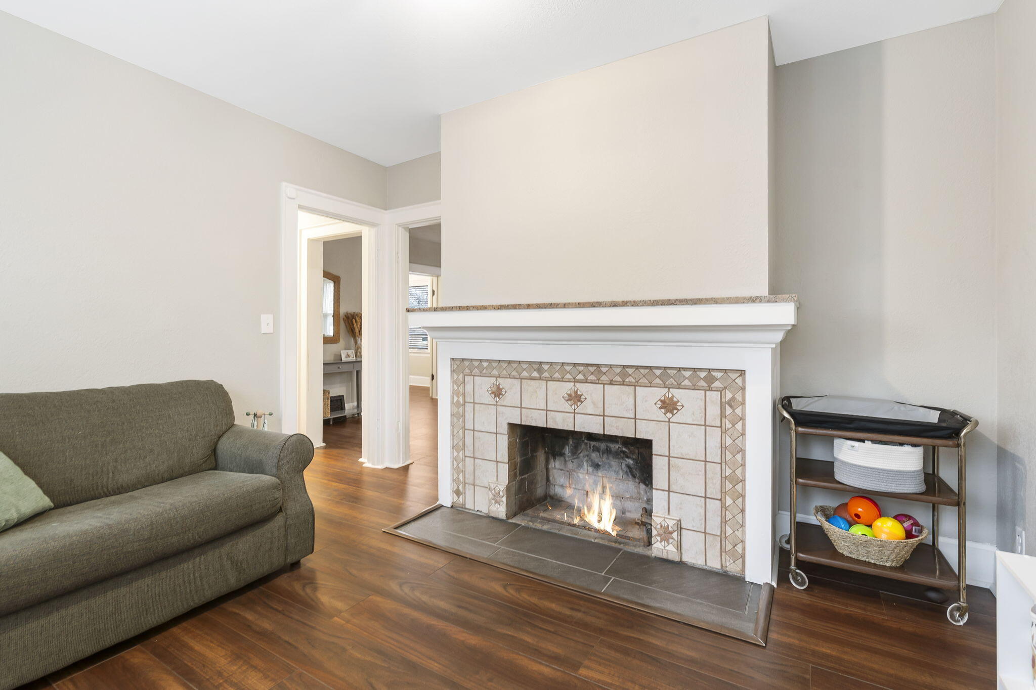 1106 E Seminole Street