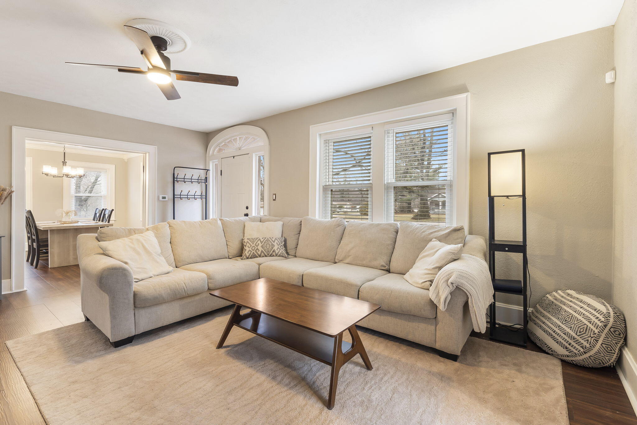 1106 E Seminole Street