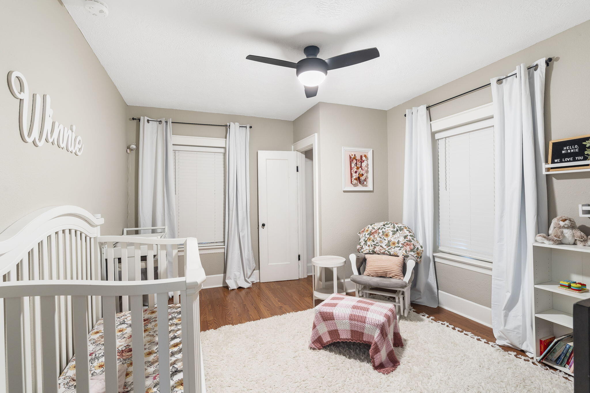 1106 E Seminole Street