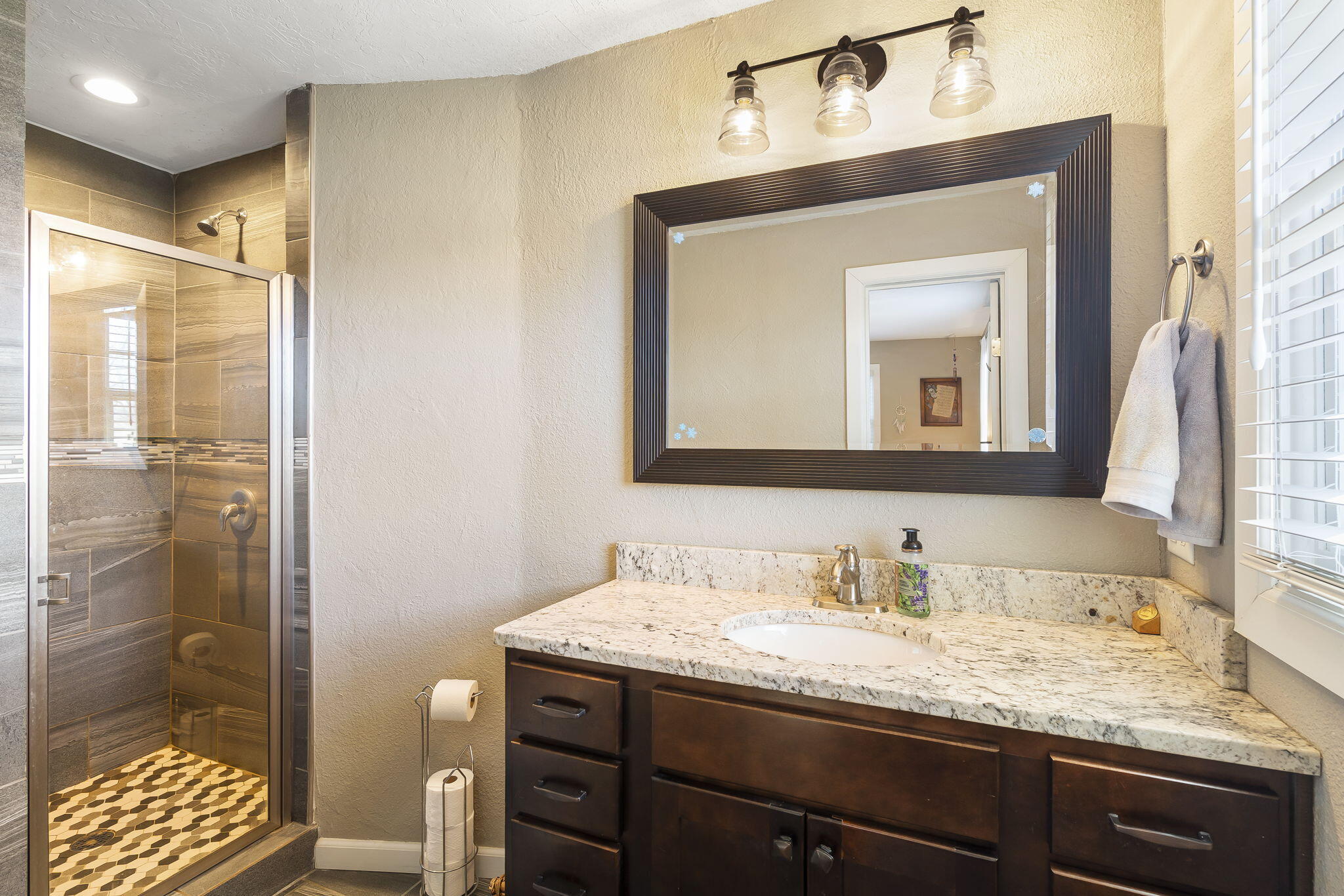 2816 E Imperial Circle