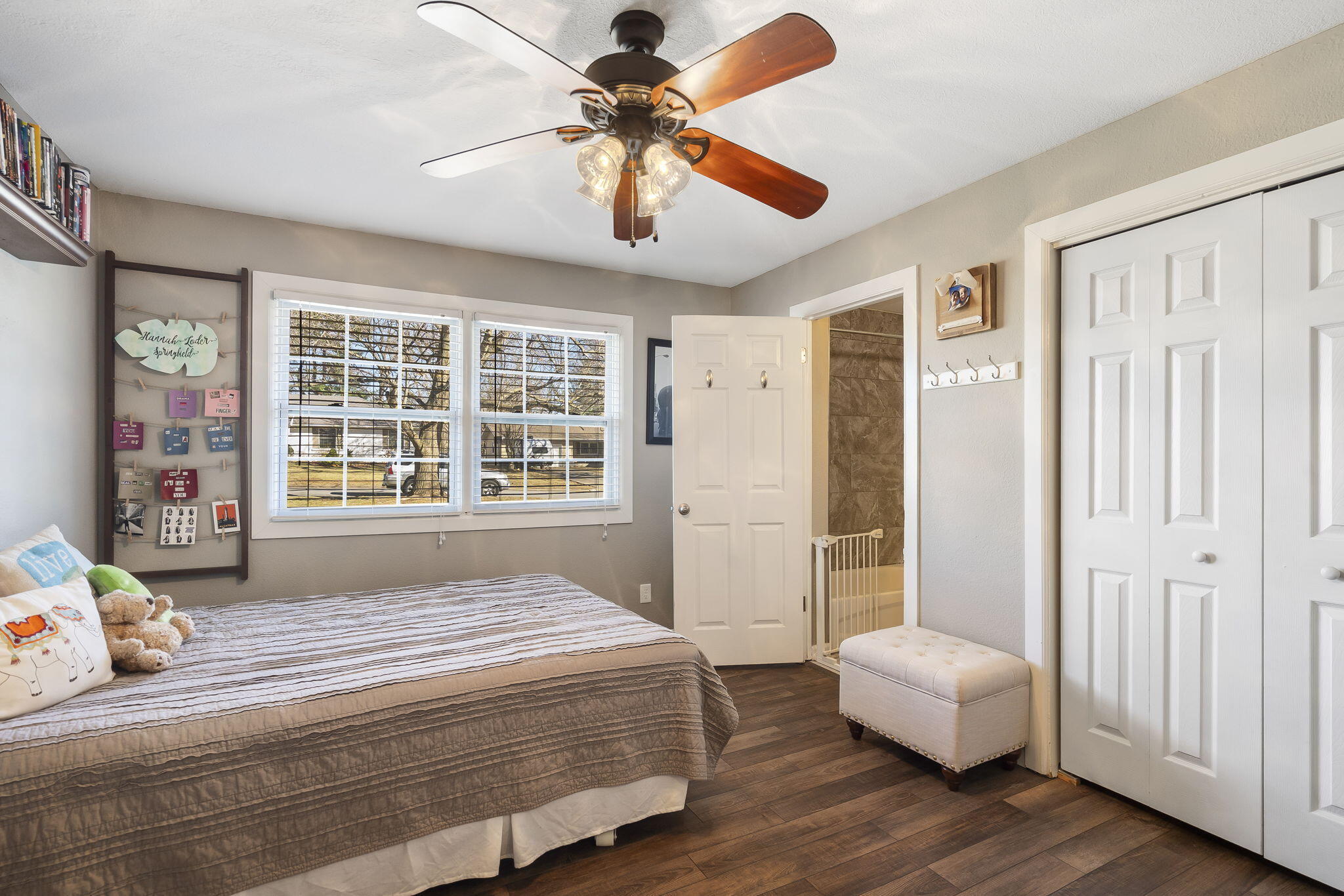 2816 E Imperial Circle