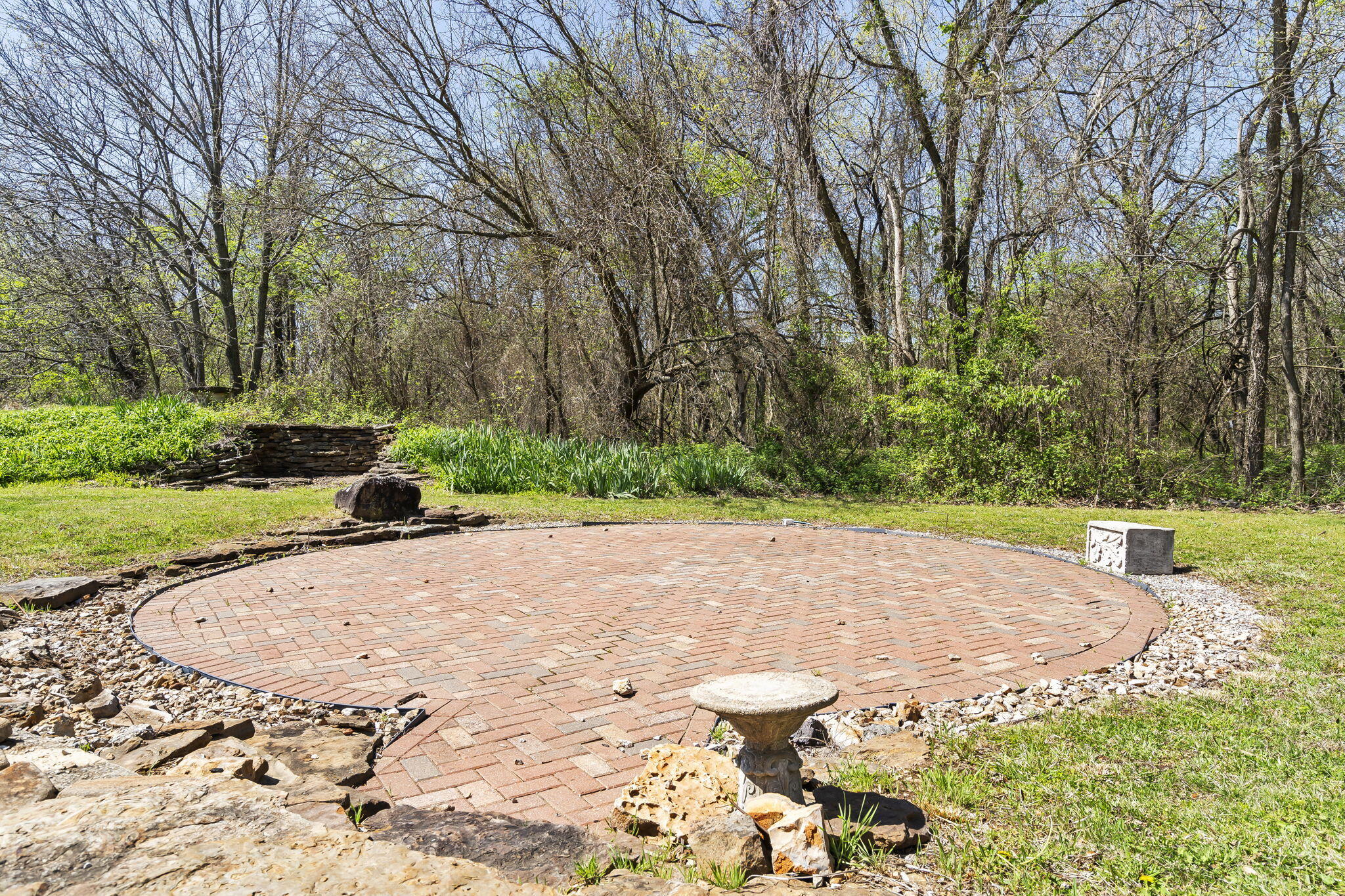 5767 County Lane 274