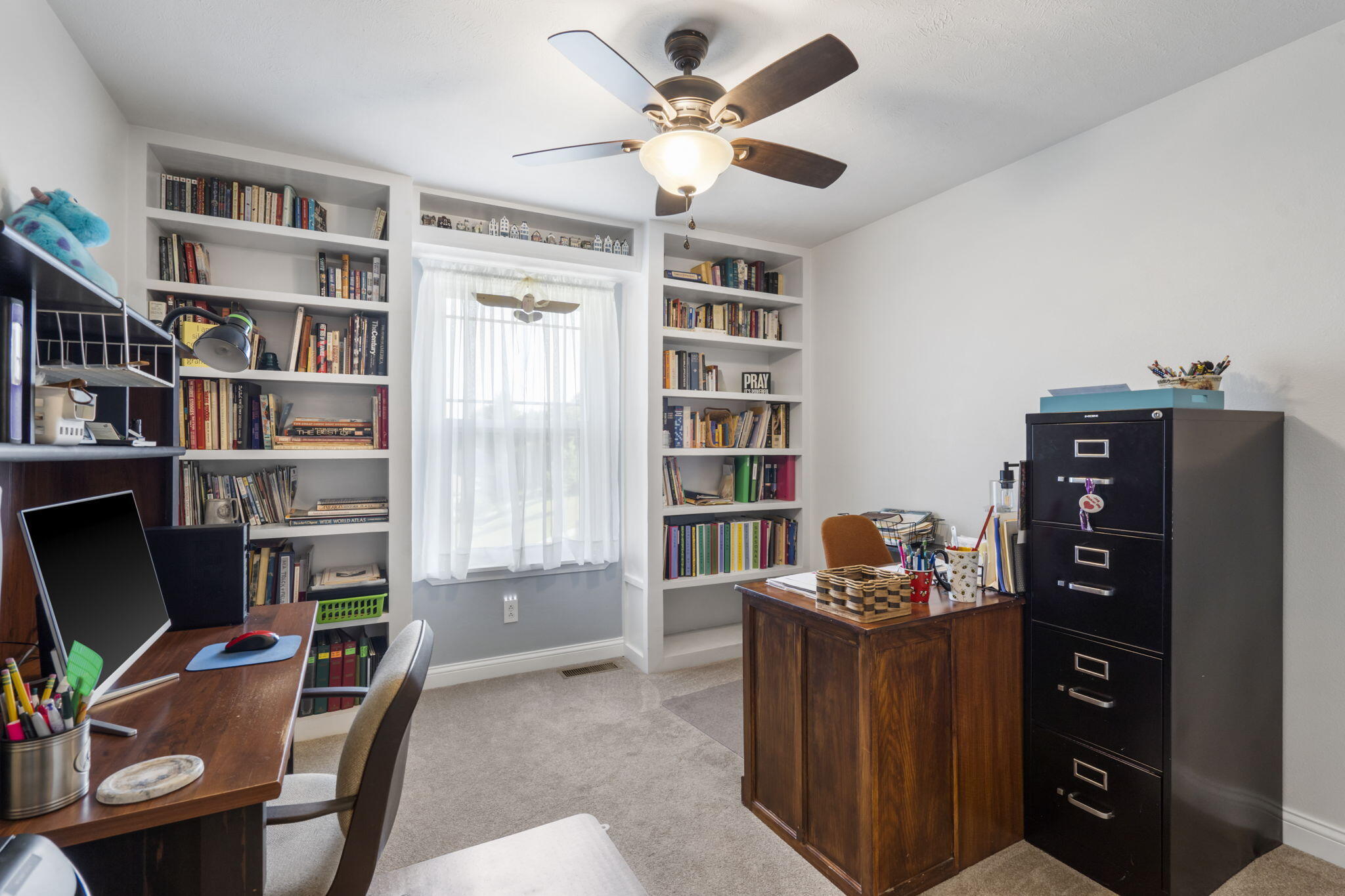 1208 W Ridgecrest Street