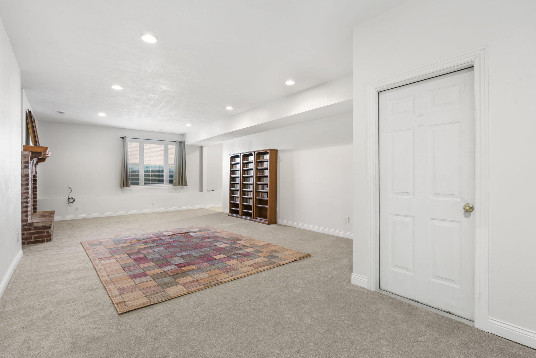 1208 W Ridgecrest Street