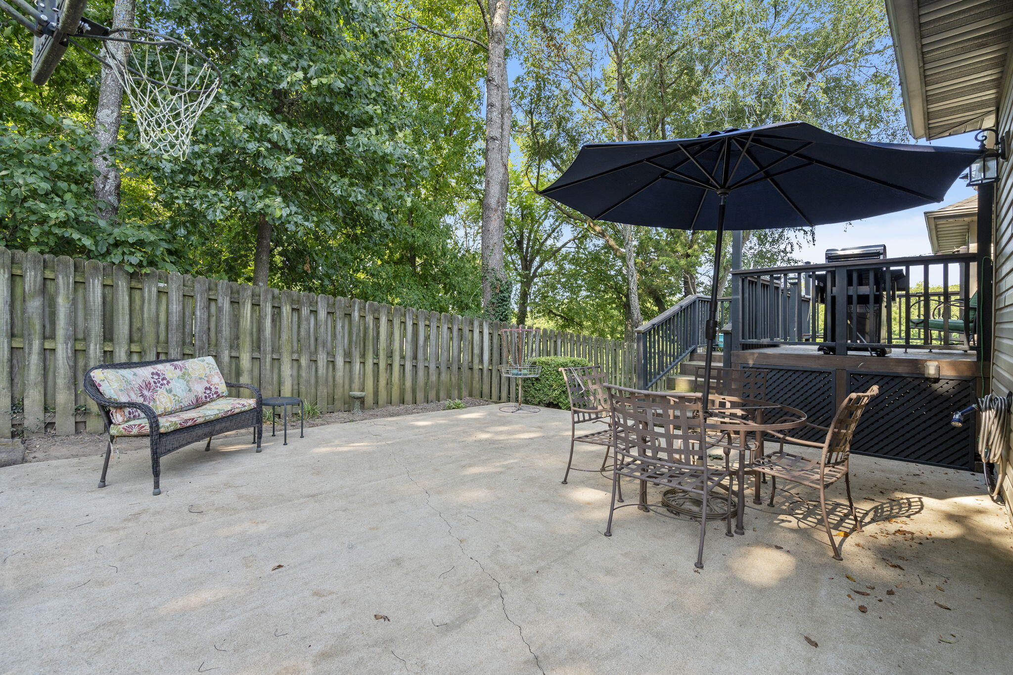 1208 W Ridgecrest Street