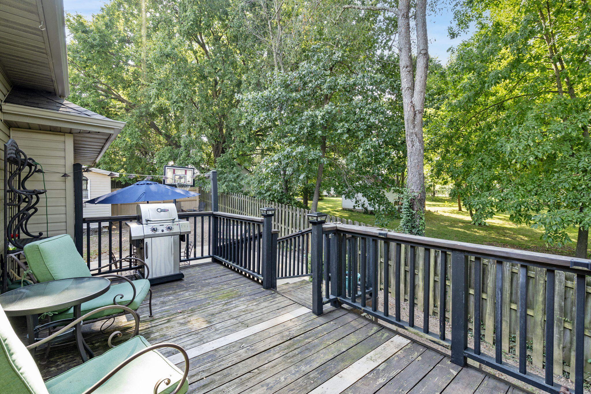 1208 W Ridgecrest Street