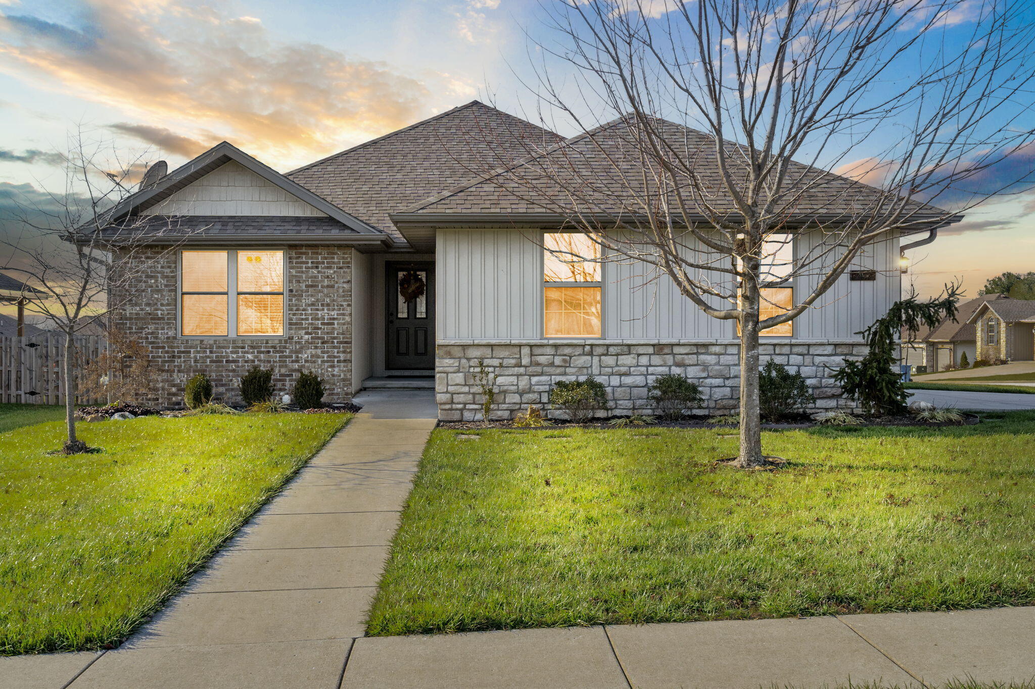 1917 S La Jolla Street