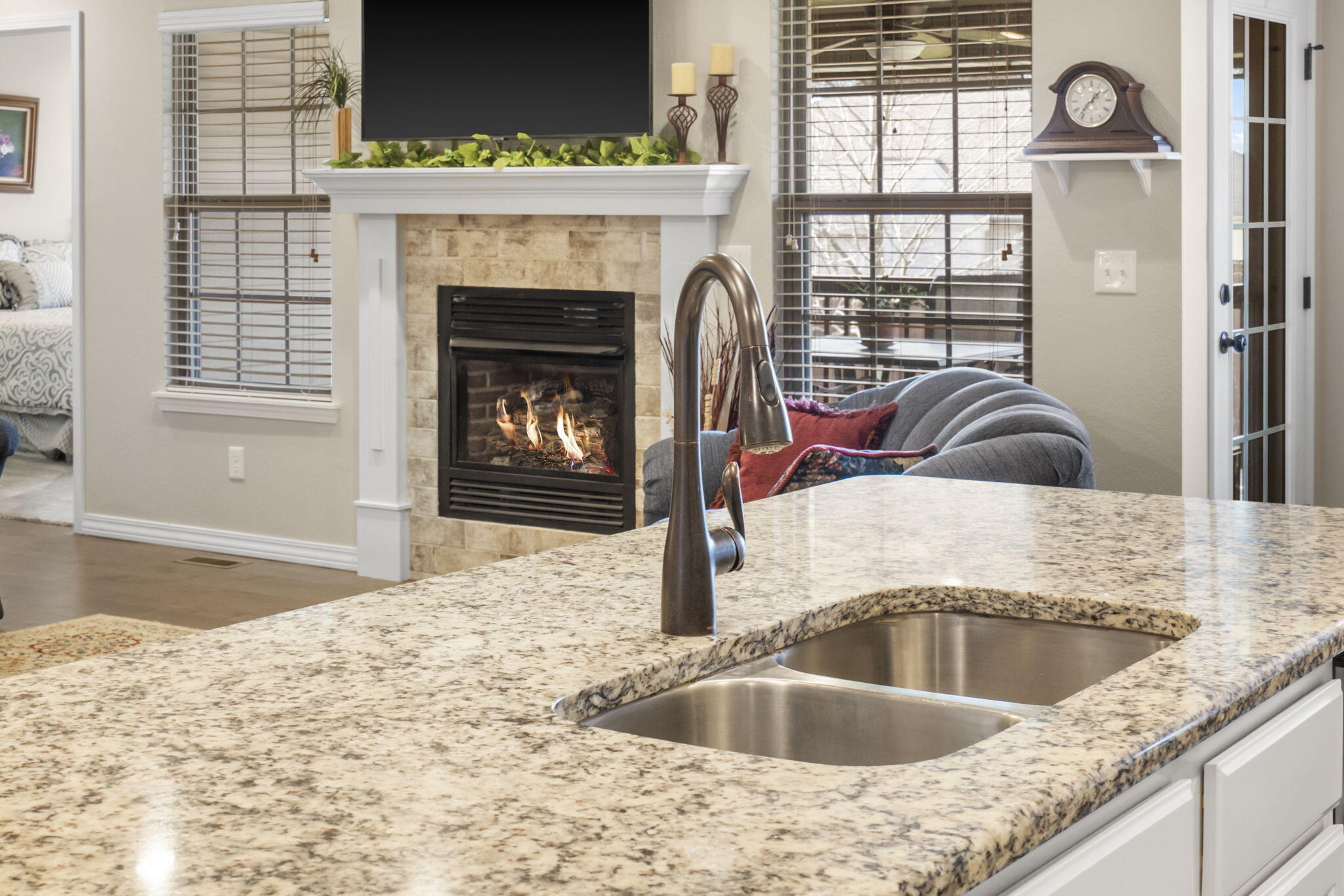 1917 S La Jolla Street