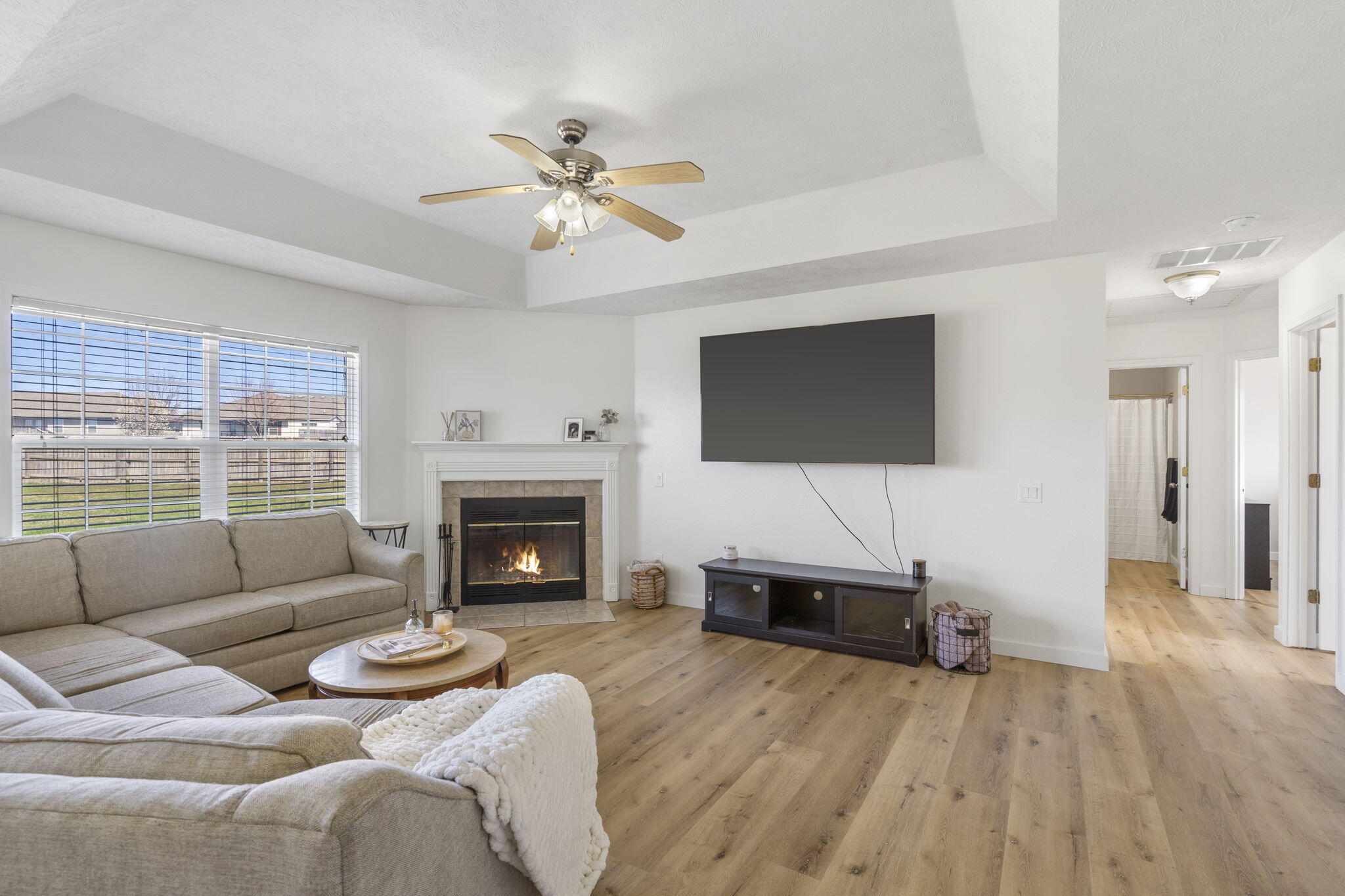 589 N Chandler Avenue