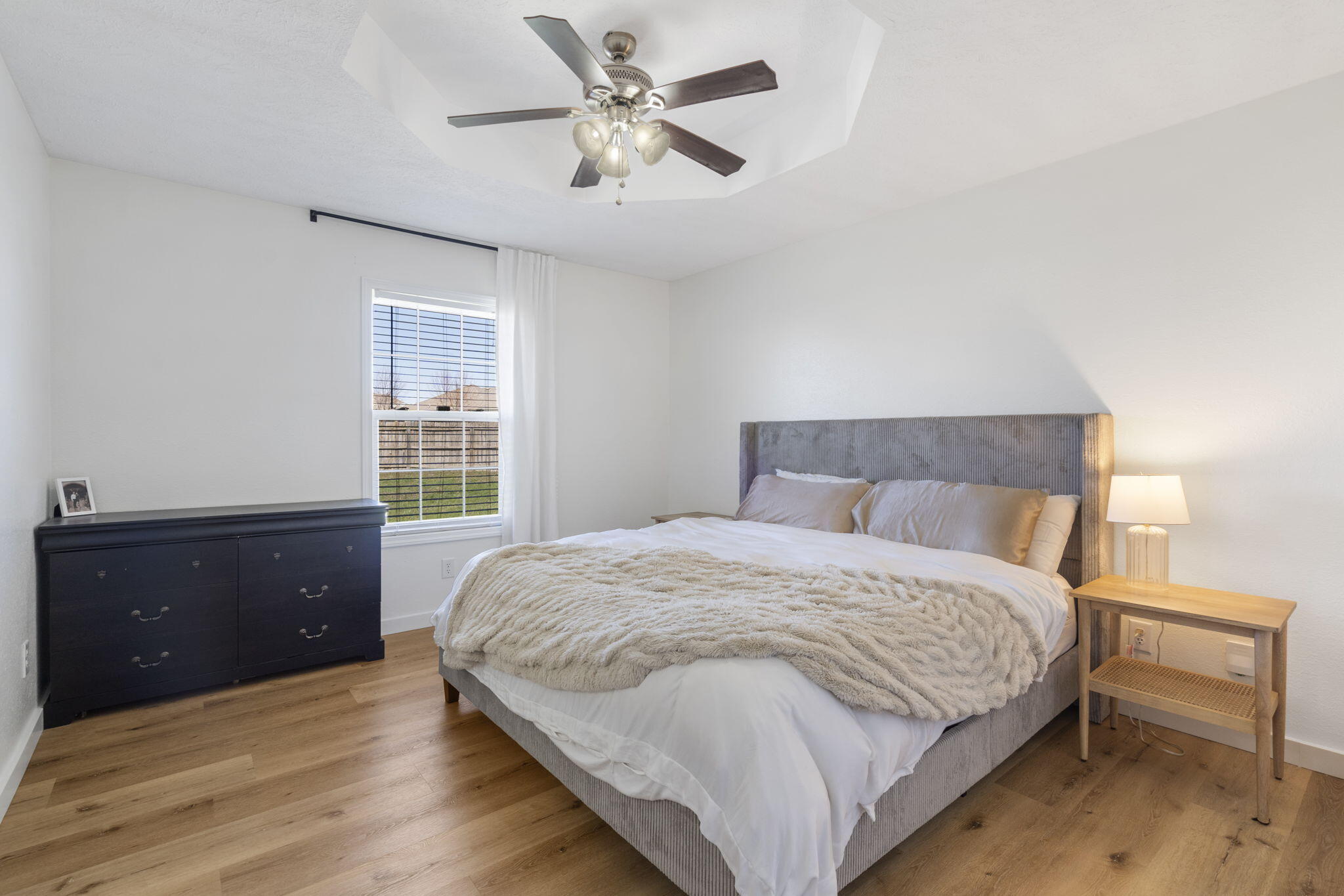 589 N Chandler Avenue