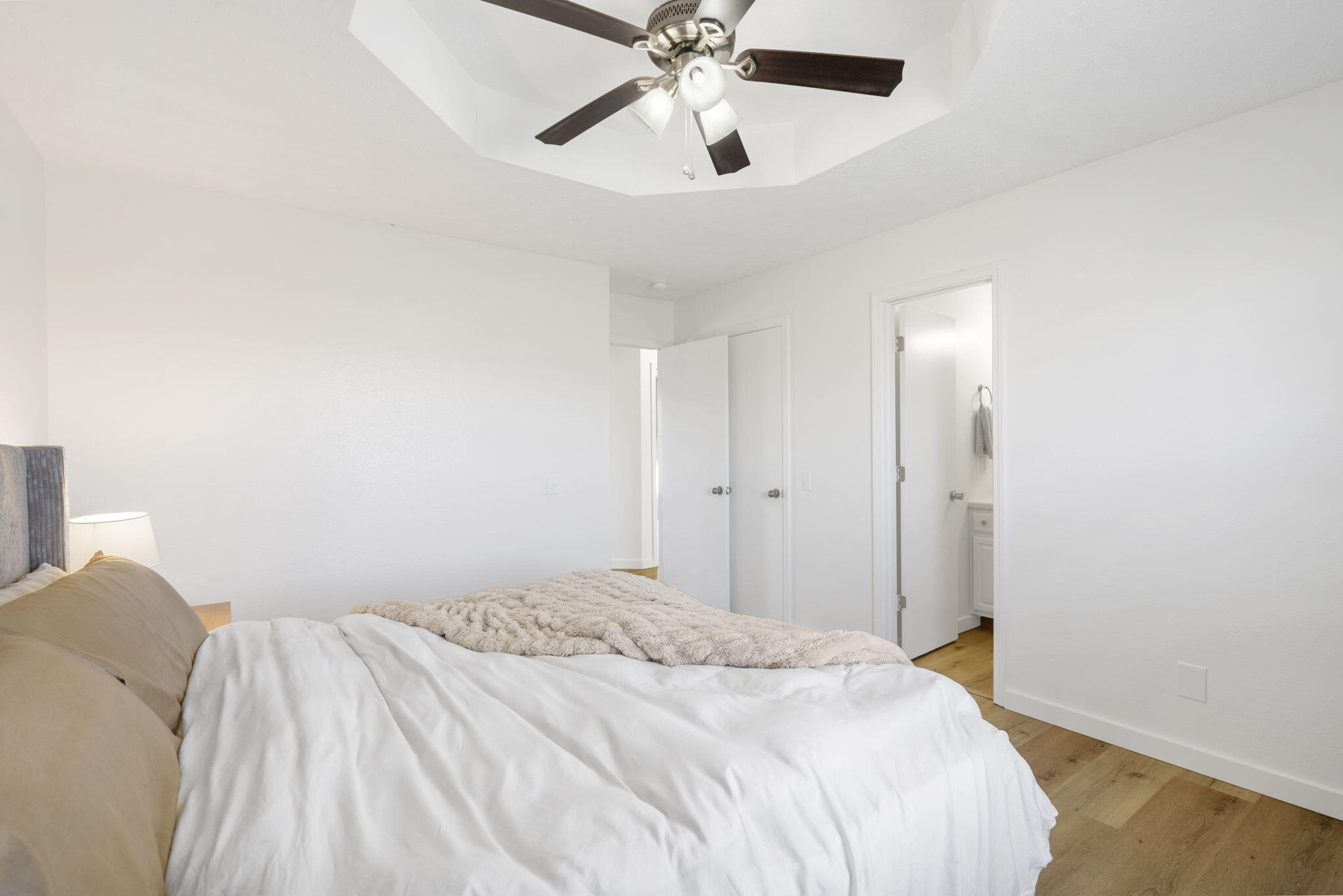 589 N Chandler Avenue