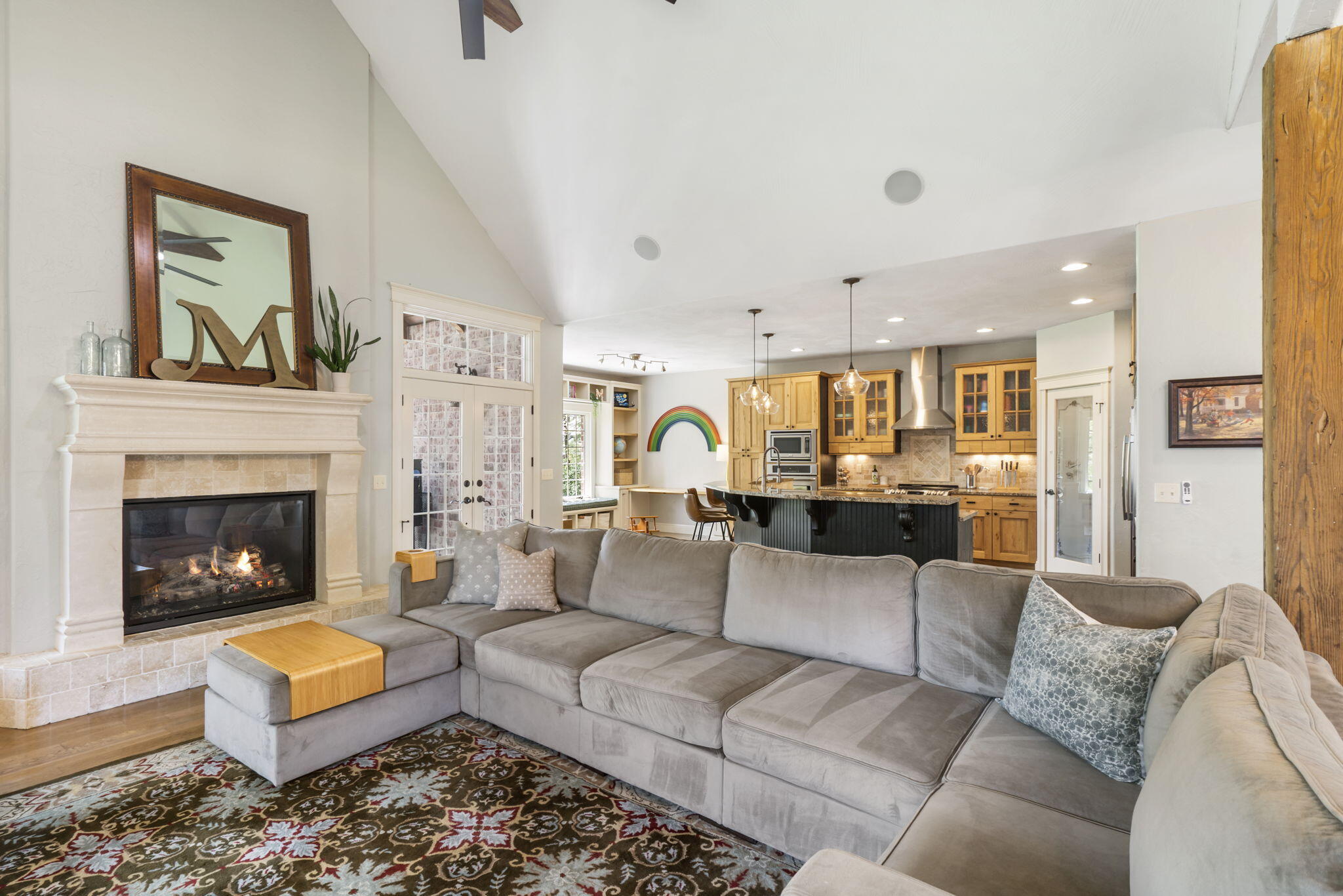 2081 S Emerald Place