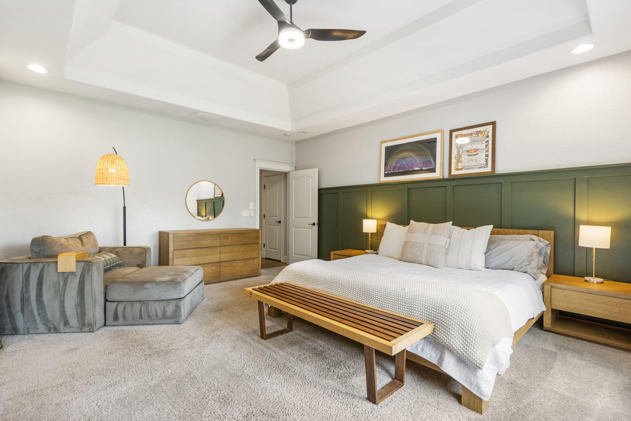 2081 S Emerald Place