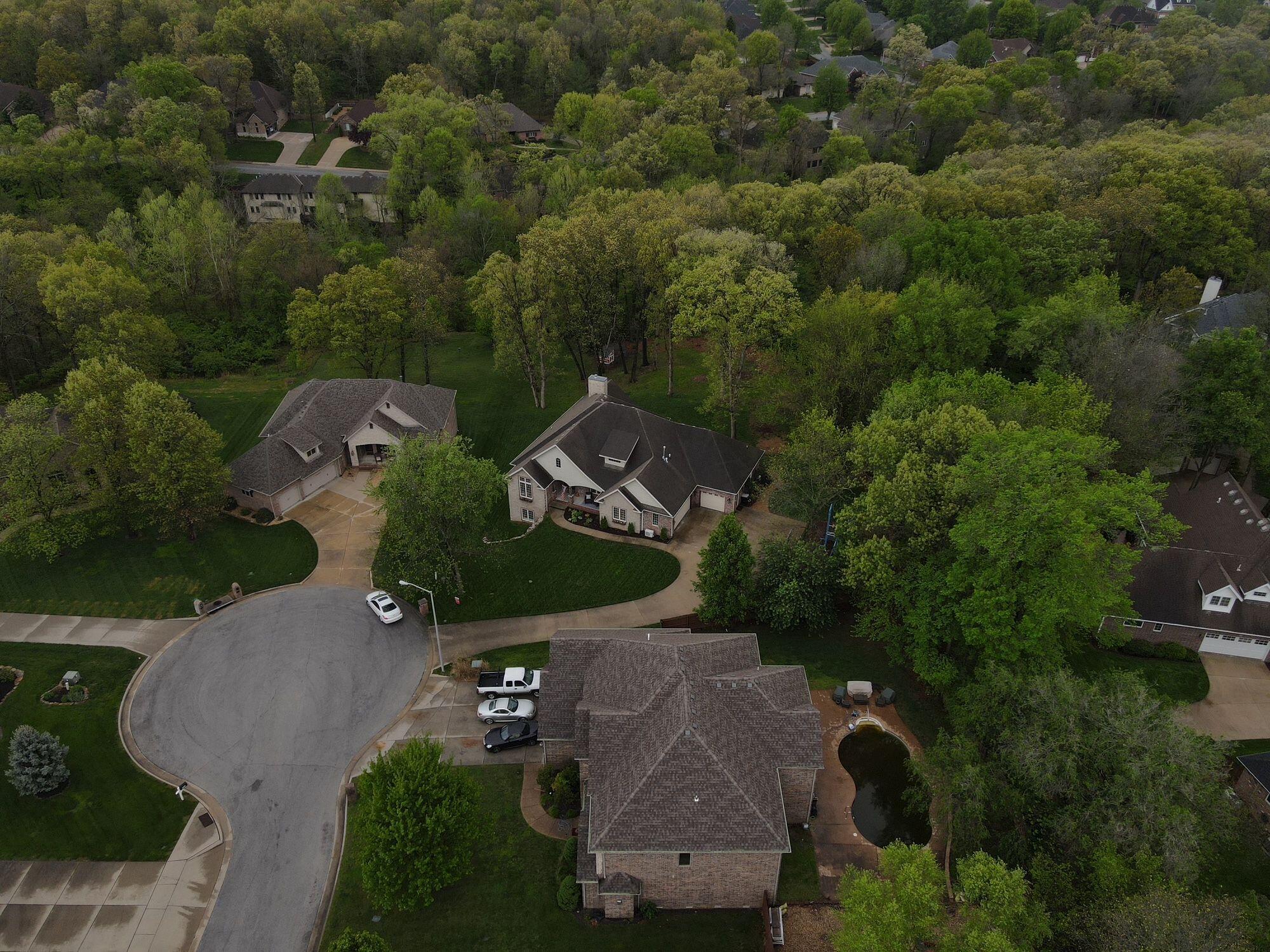 2081 S Emerald Place