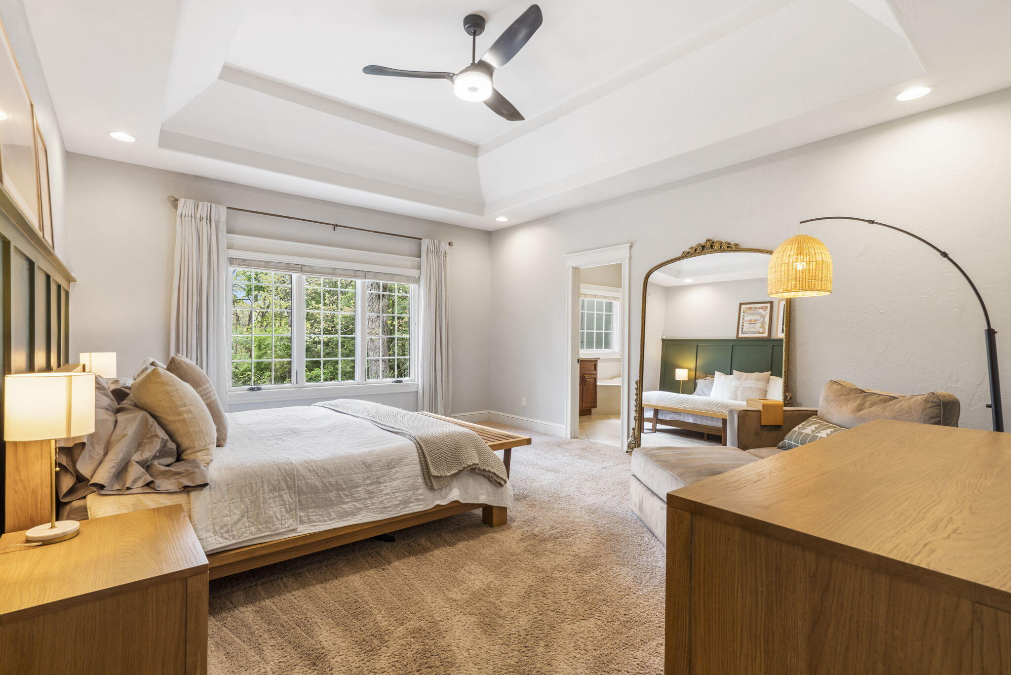 2081 S Emerald Place