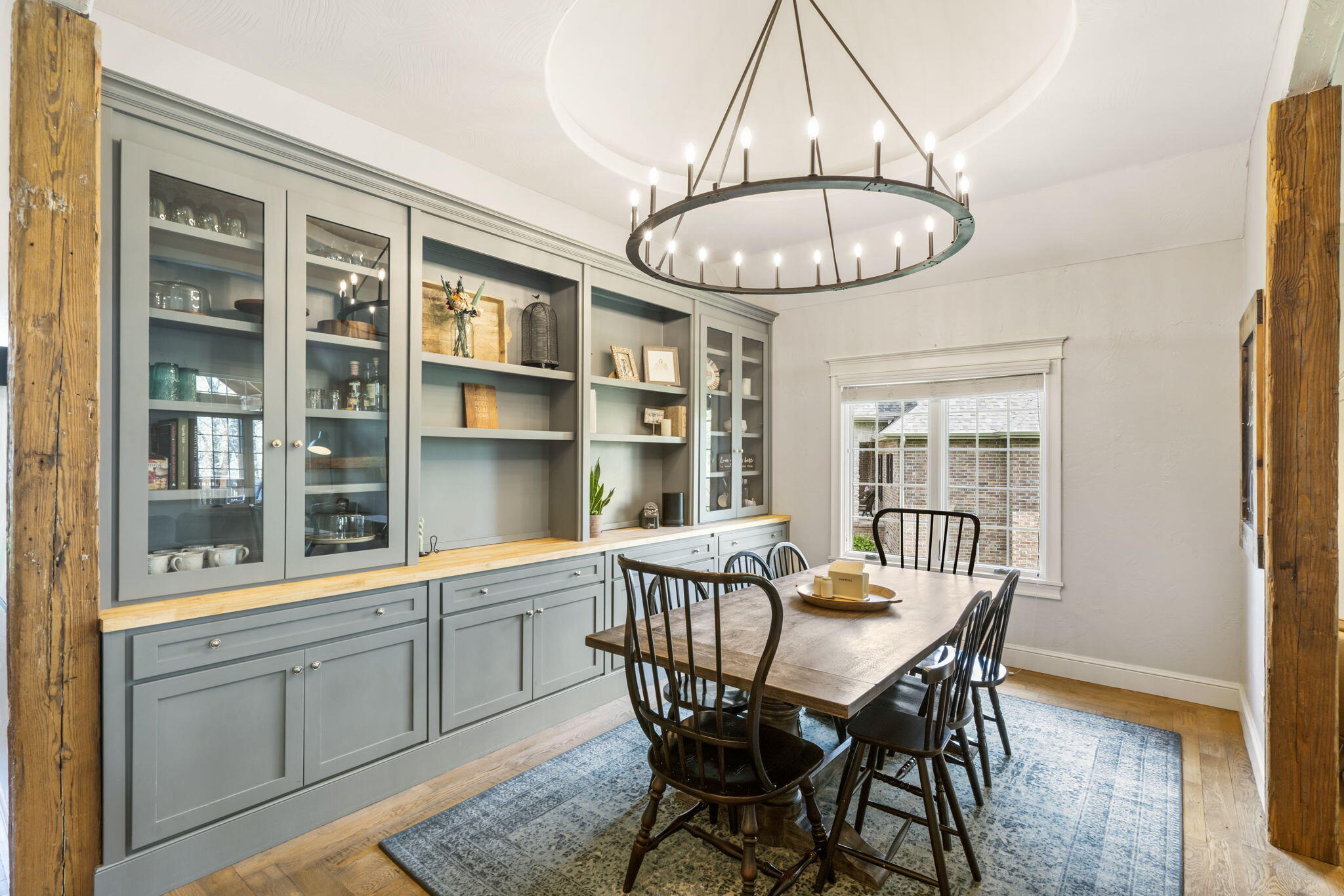 2081 S Emerald Place