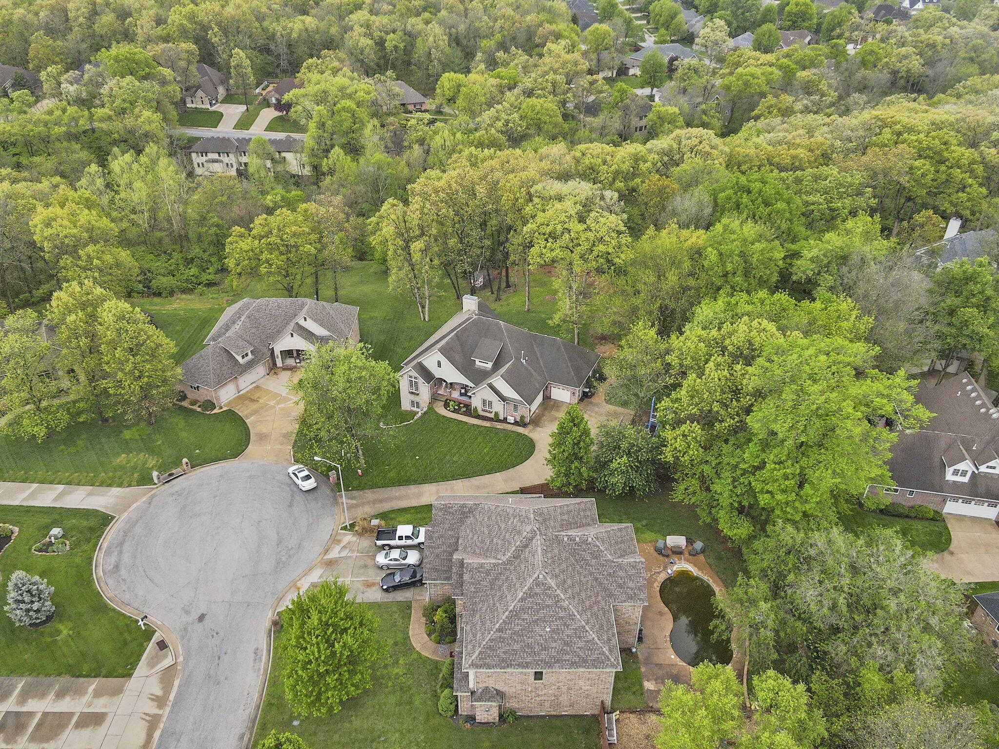 2081 S Emerald Place