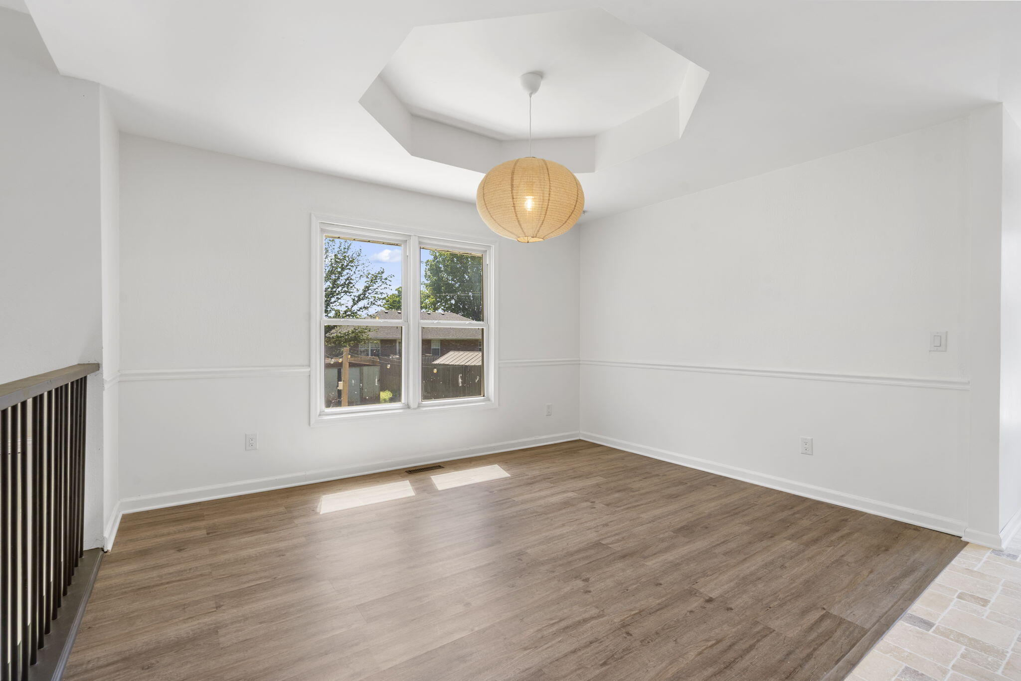 3864 S Hillcrest Avenue