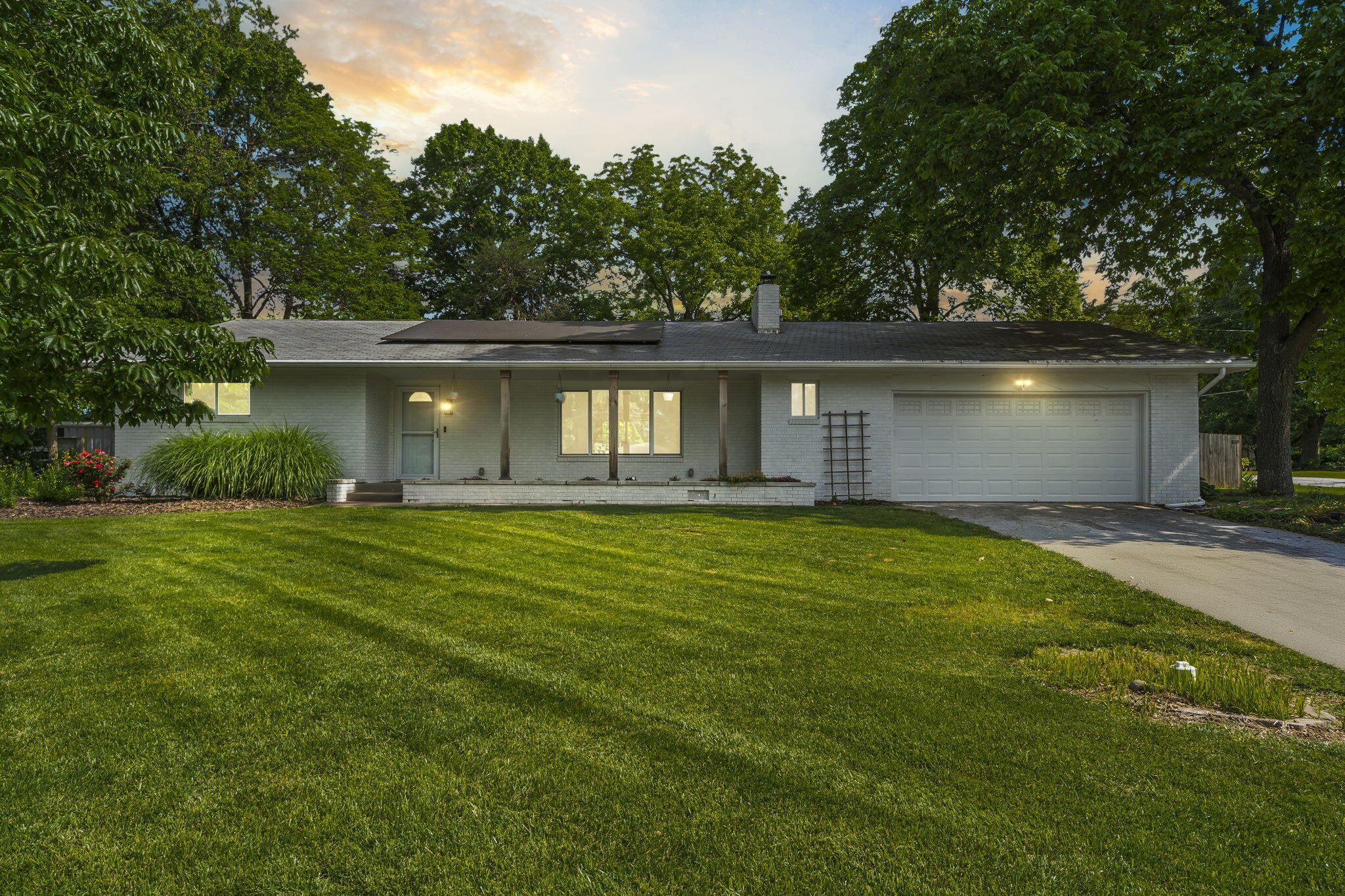 3137 E Gasconade Street