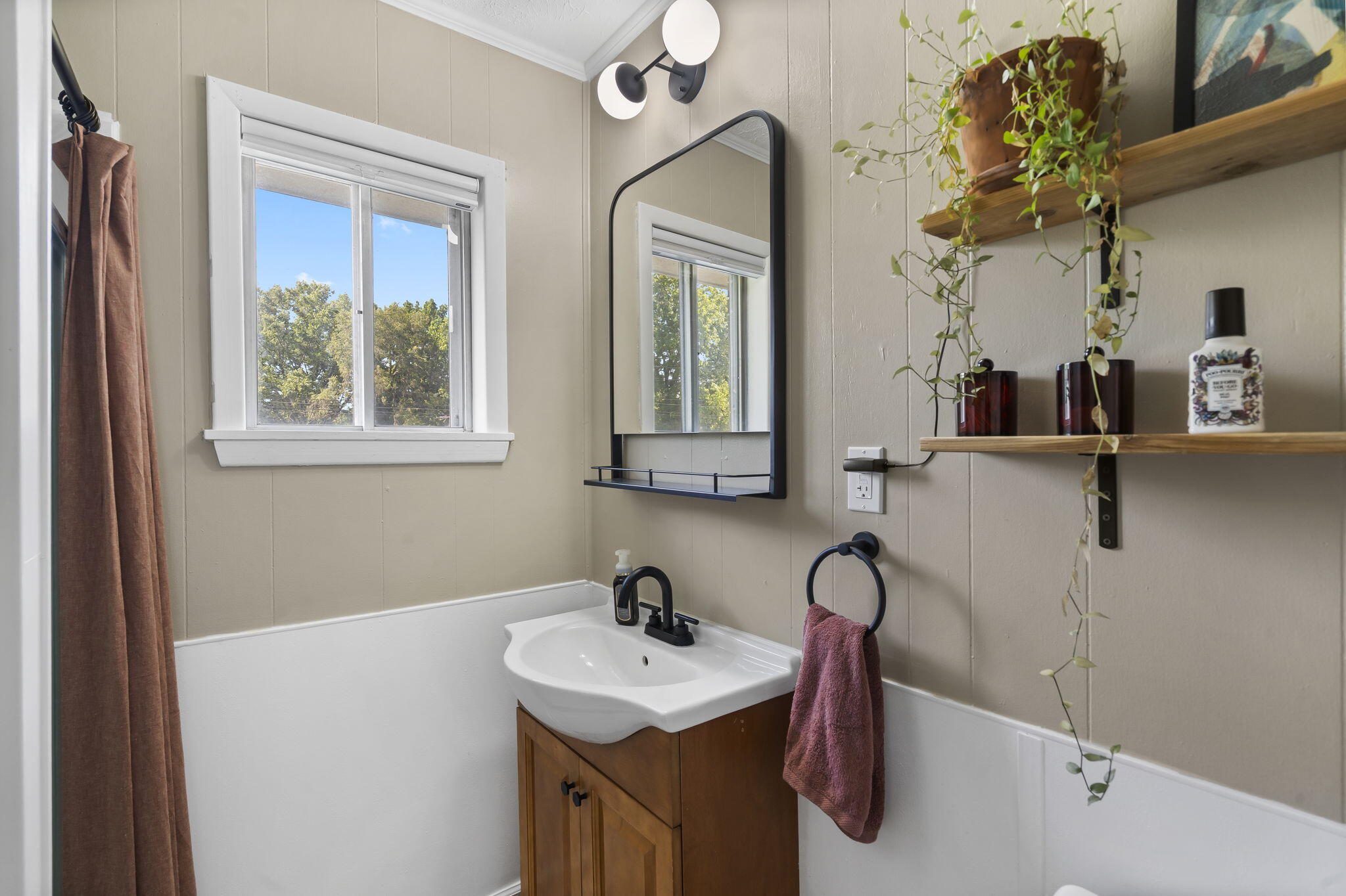 3137 E Gasconade Street