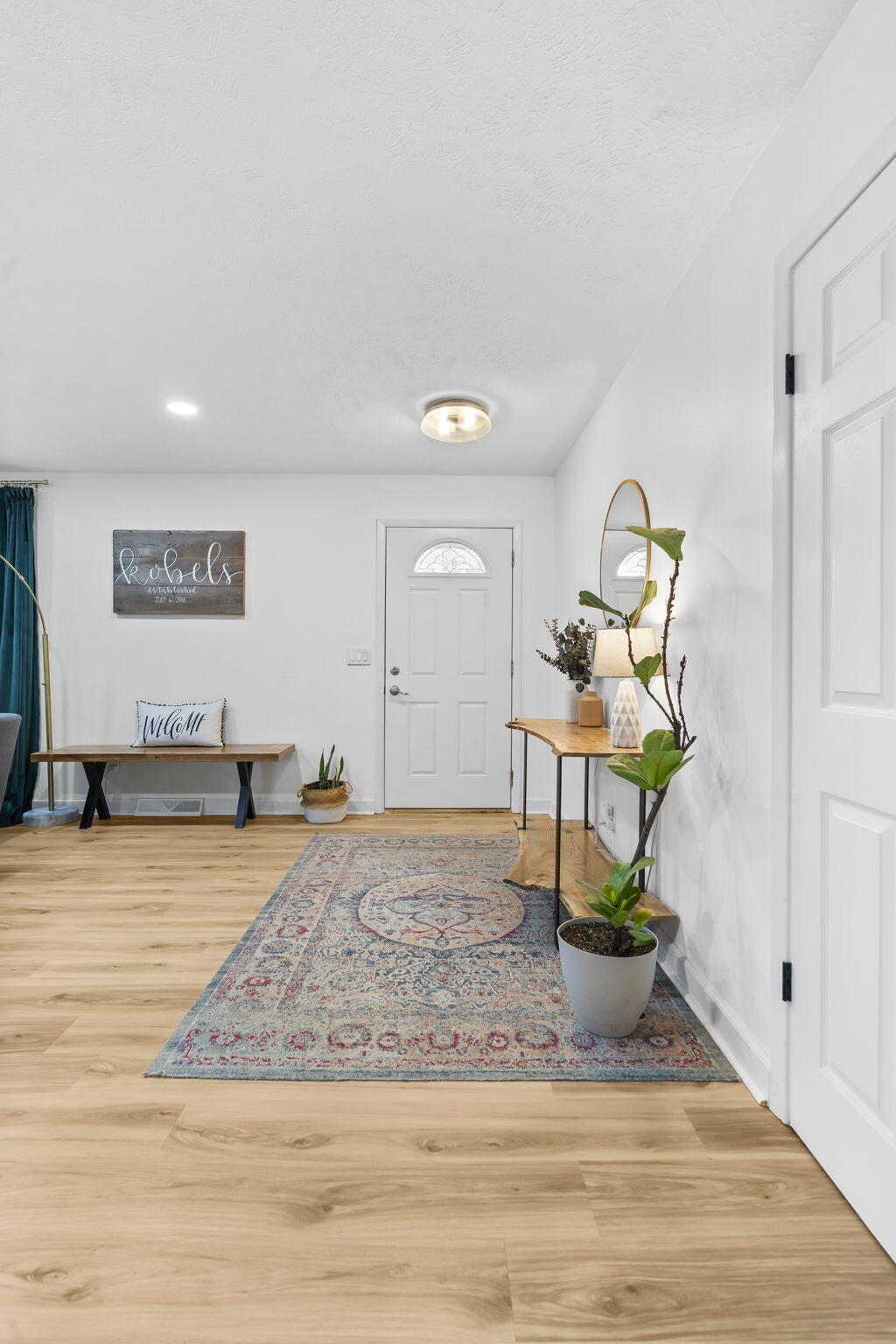 3137 E Gasconade Street