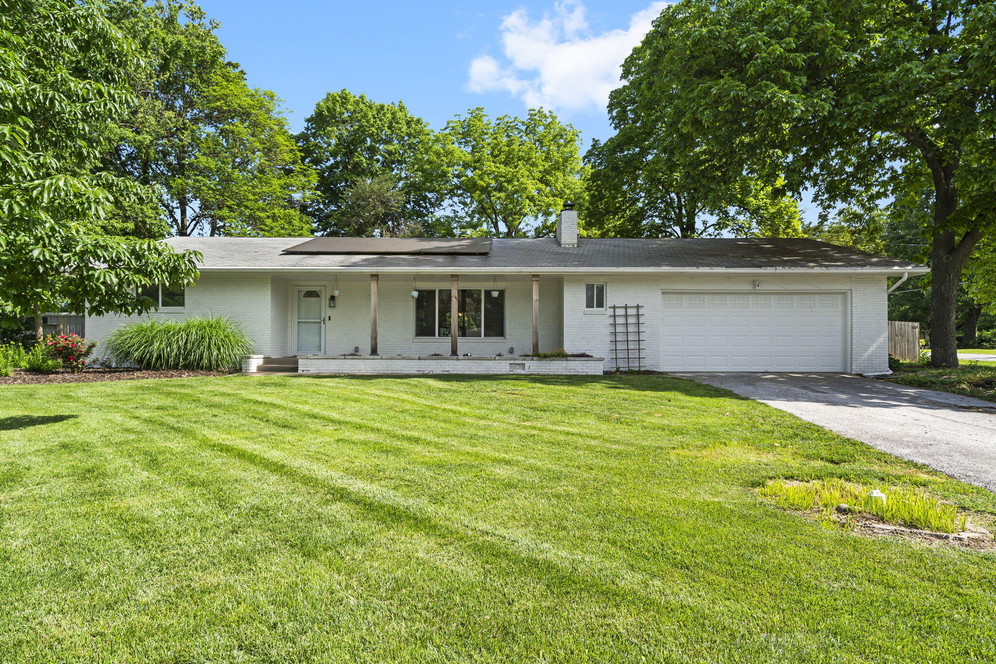 3137 E Gasconade Street