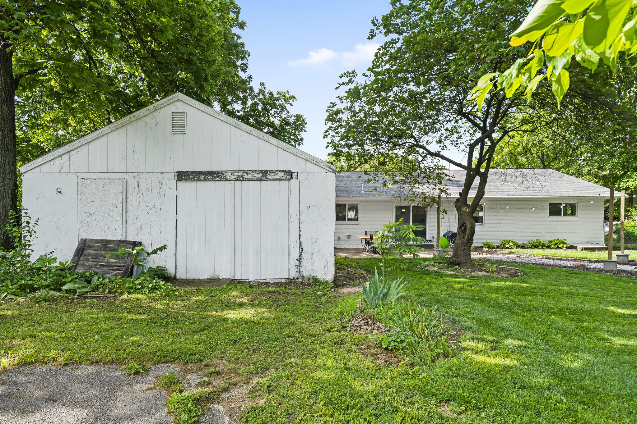 3137 E Gasconade Street