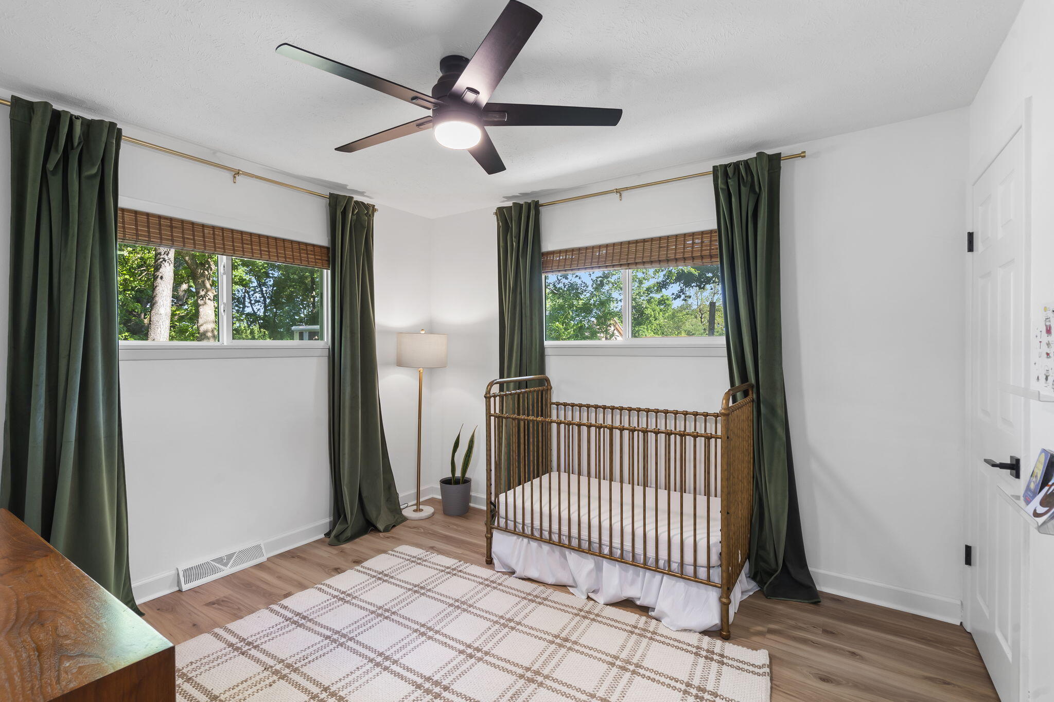 3137 E Gasconade Street