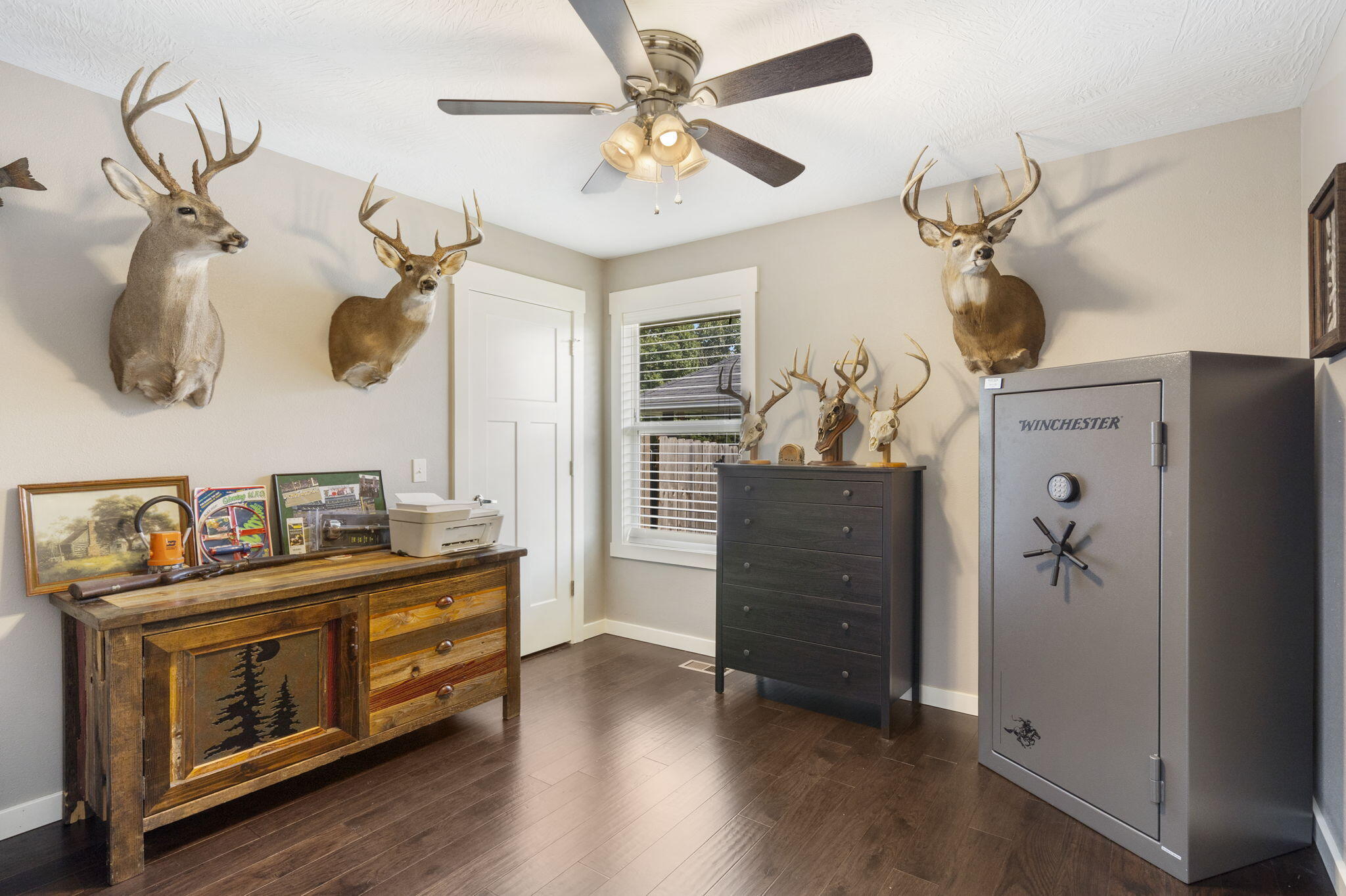 724 N Vermillion Drive