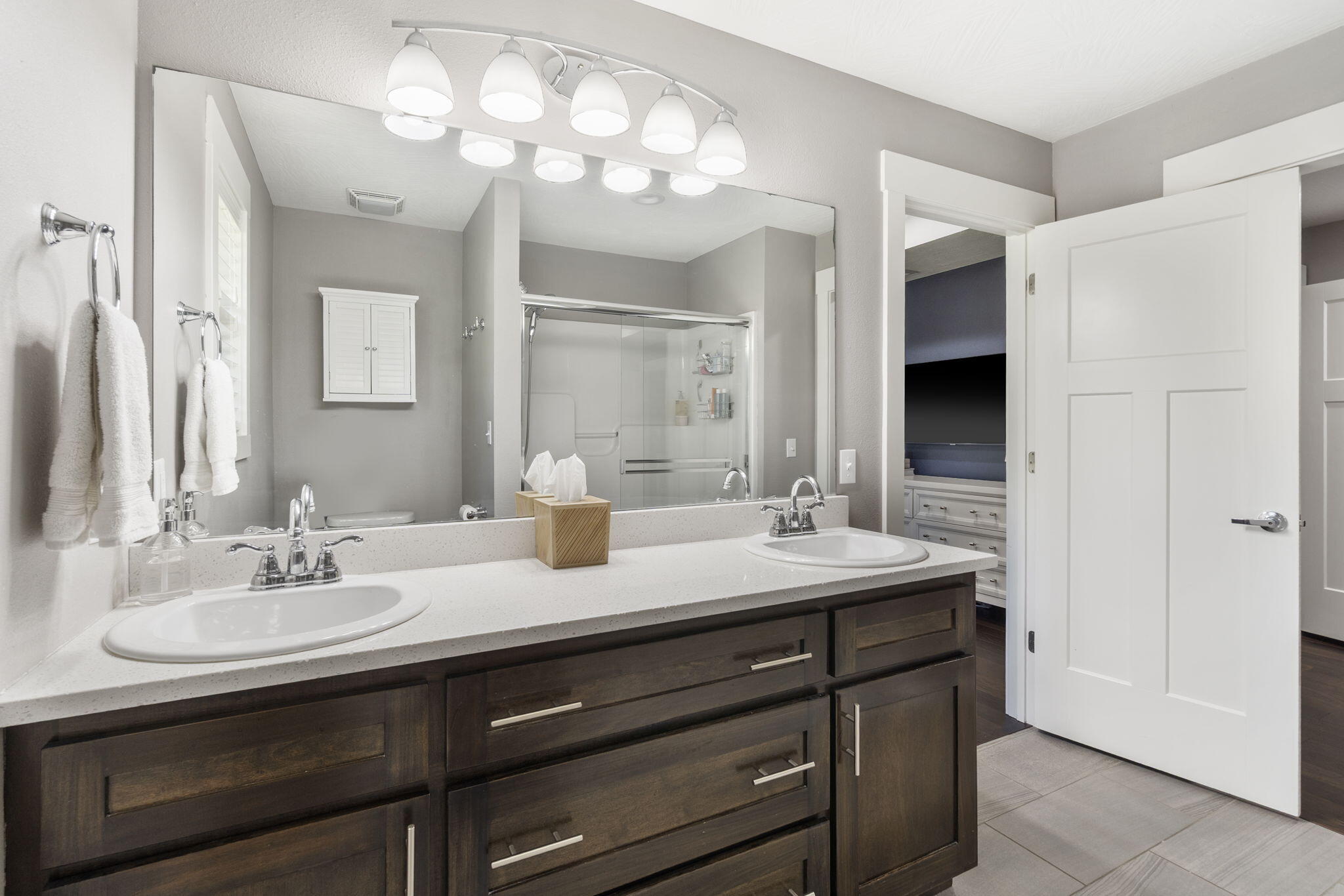 724 N Vermillion Drive