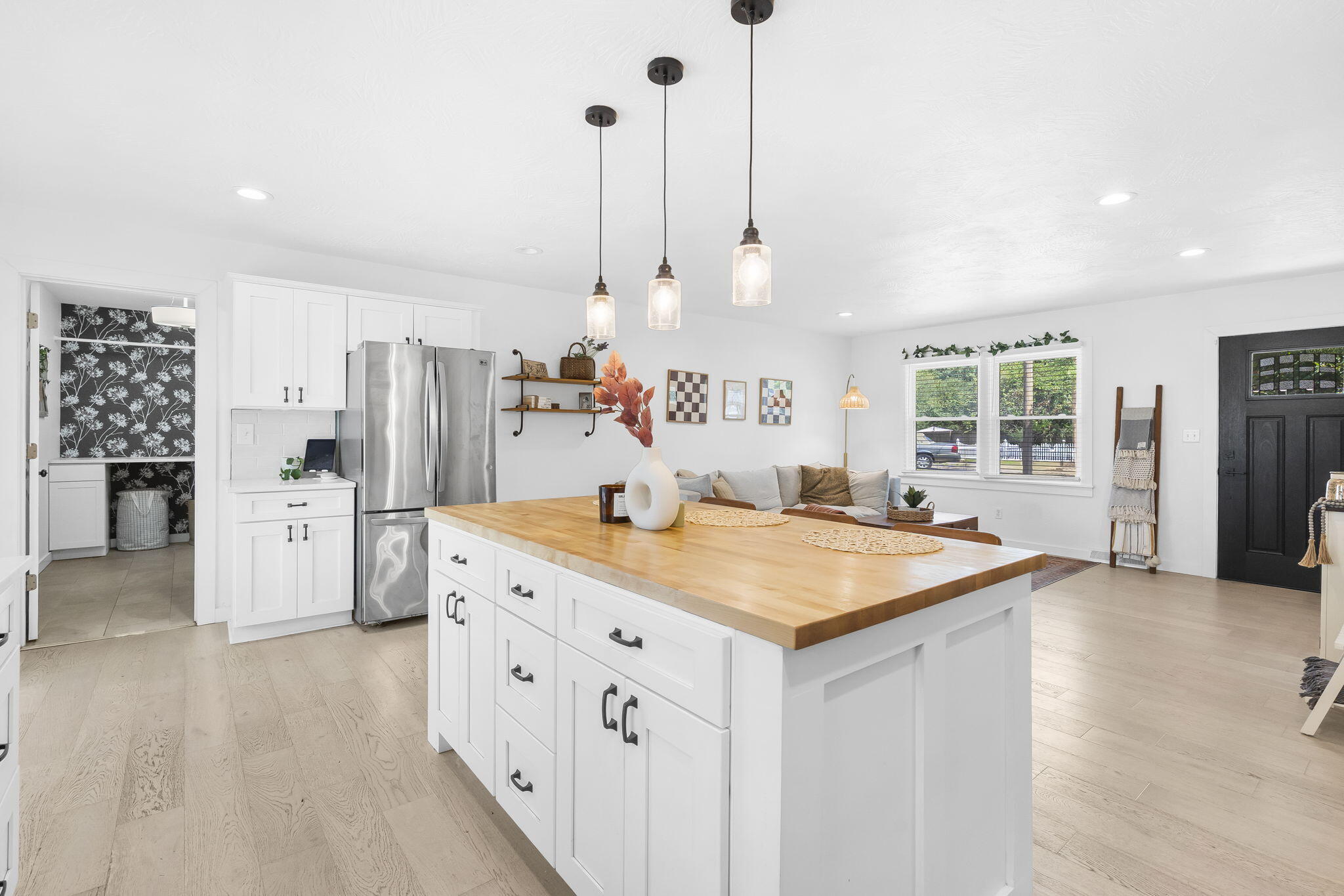 1710 W Edgewood Street