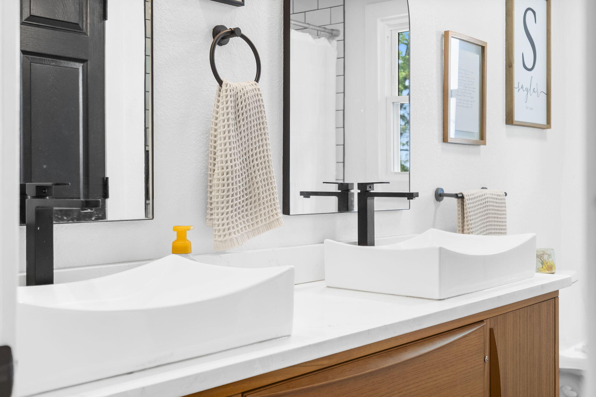 1710 W Edgewood Street