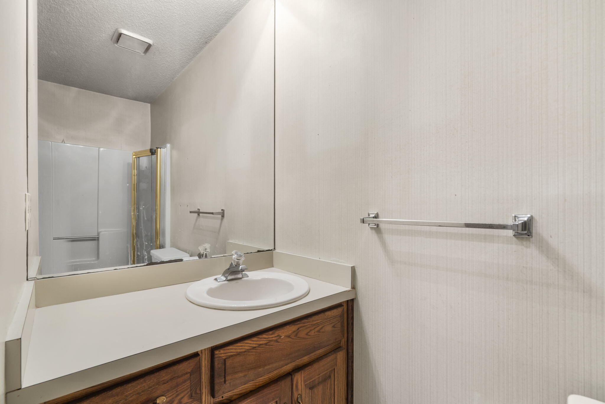 1160 E Highpoint Street