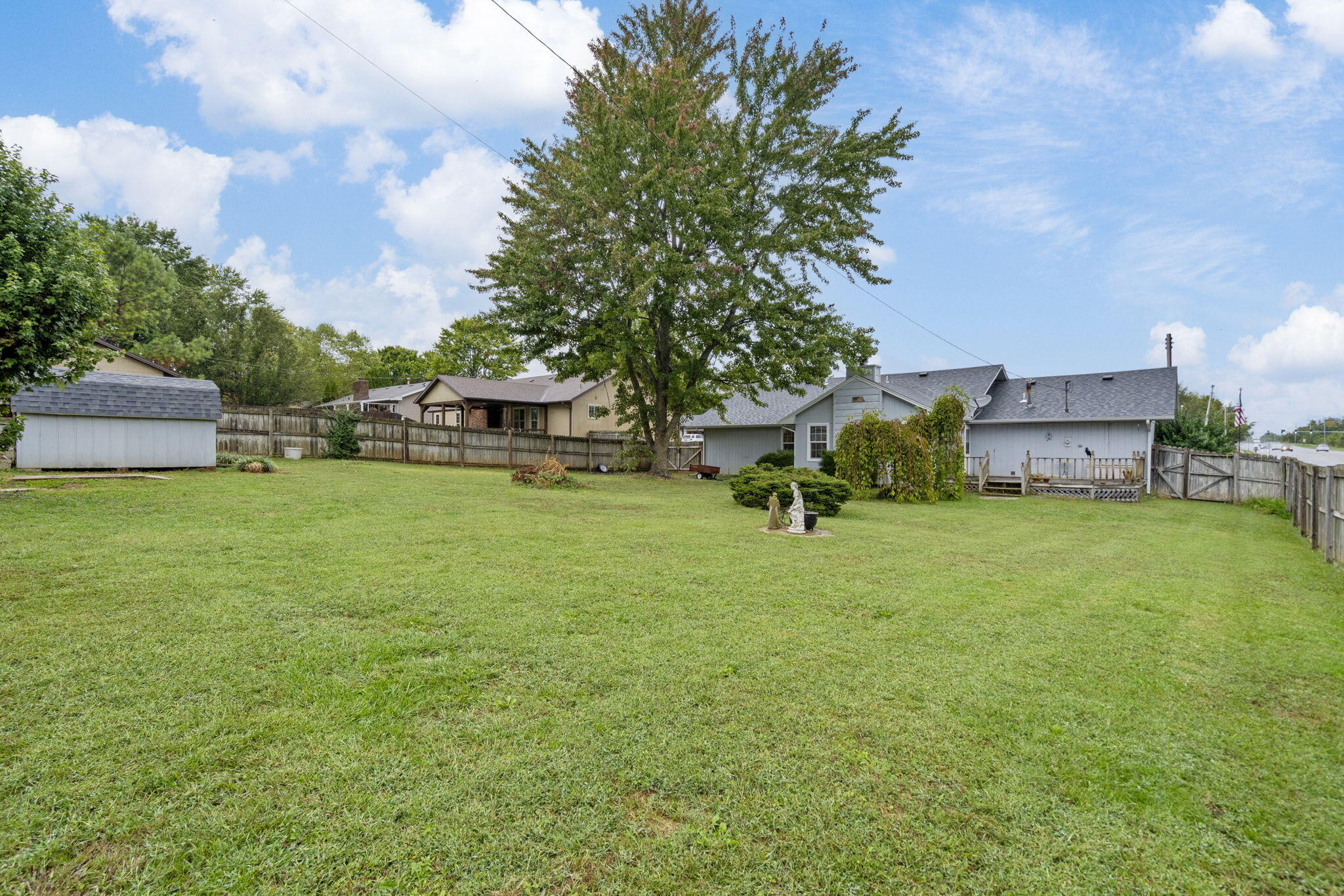 1160 E Highpoint Street