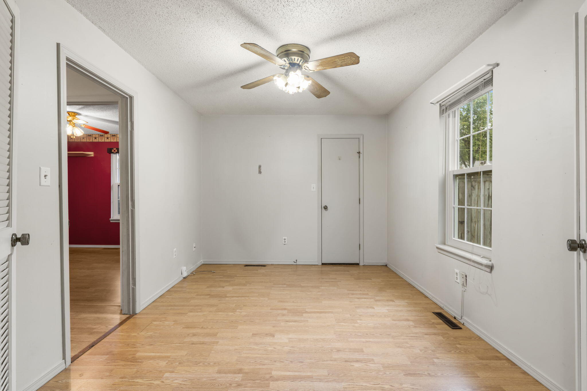 1160 E Highpoint Street