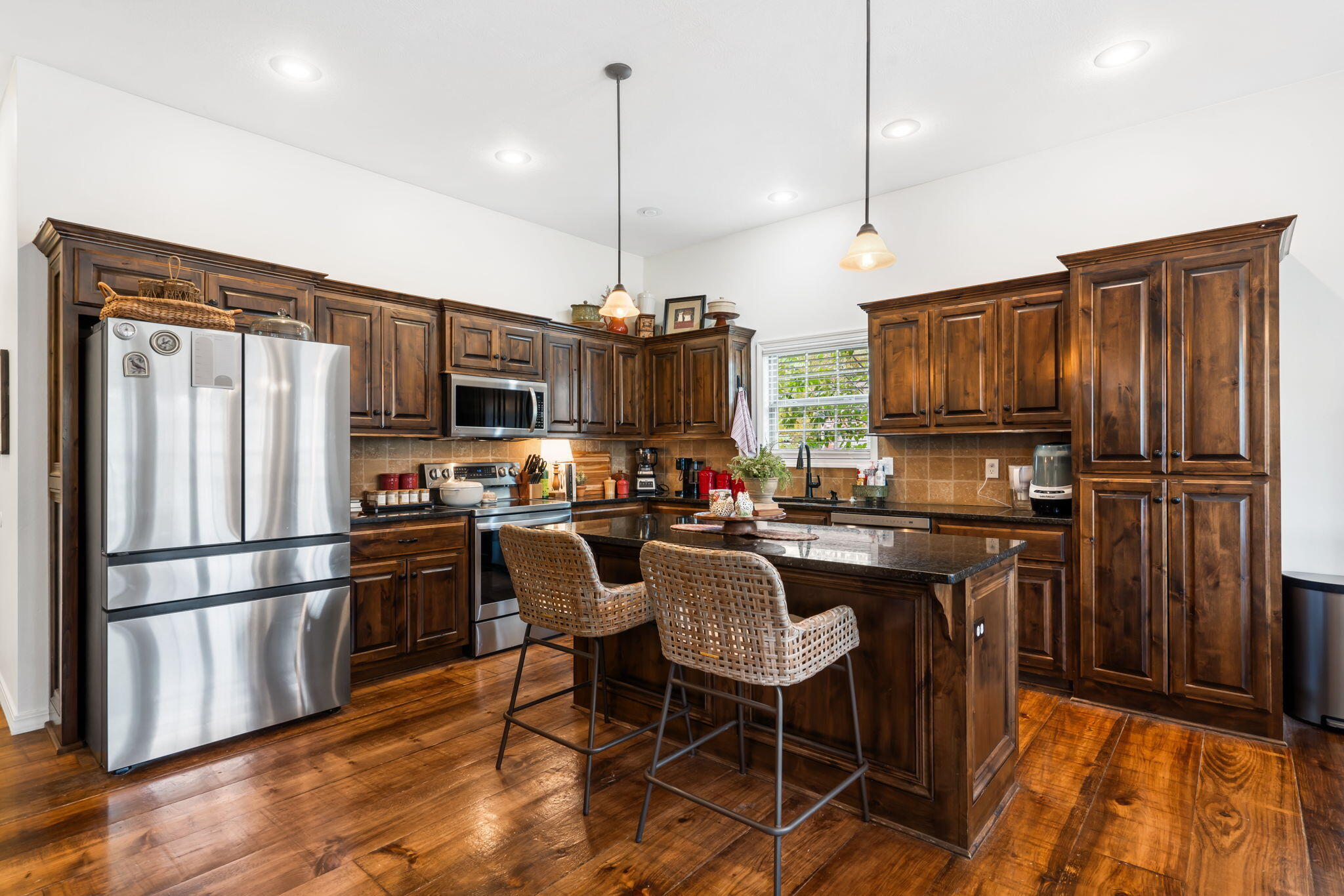 409 W Landsdowne Drive