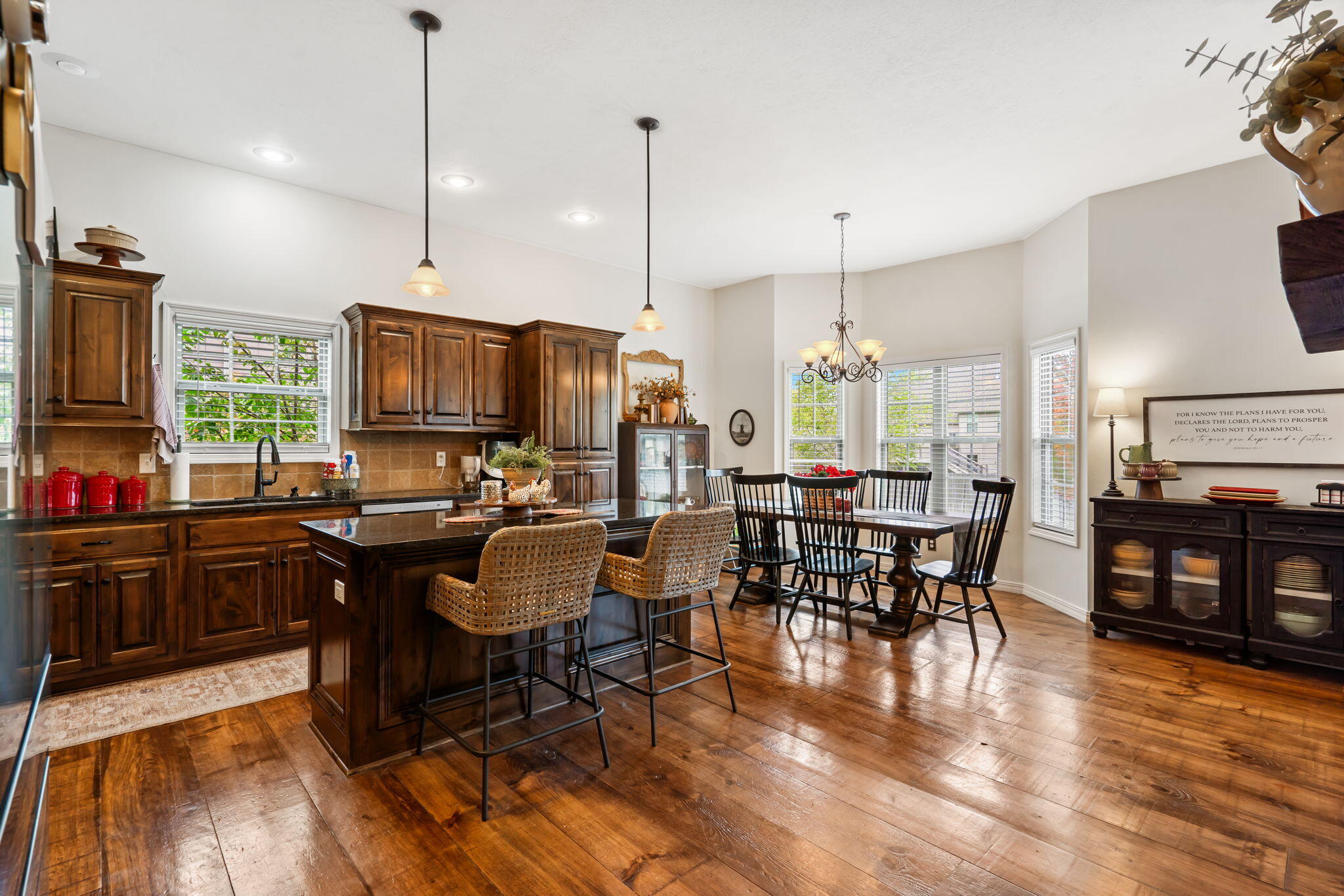 409 W Landsdowne Drive