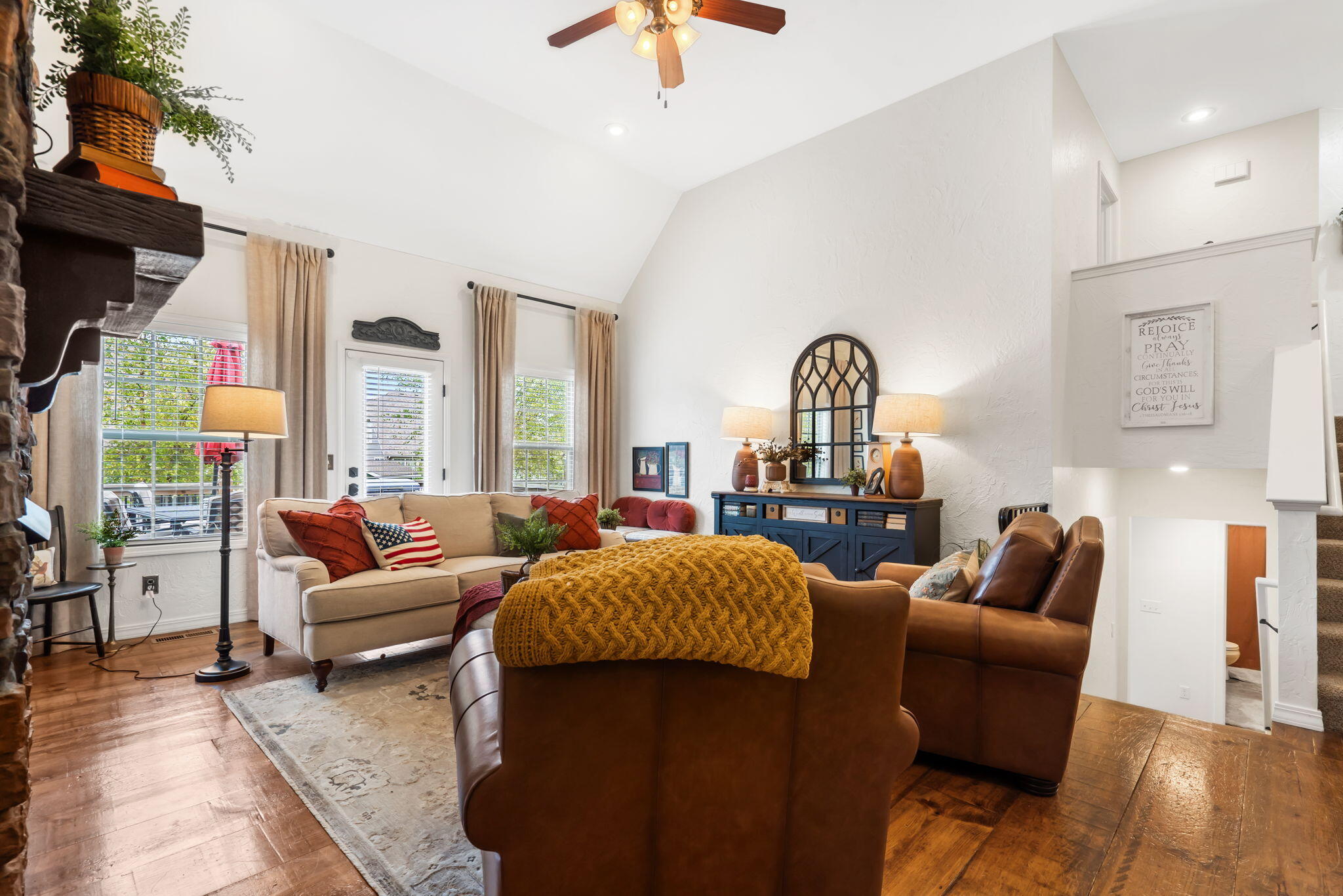 409 W Landsdowne Drive