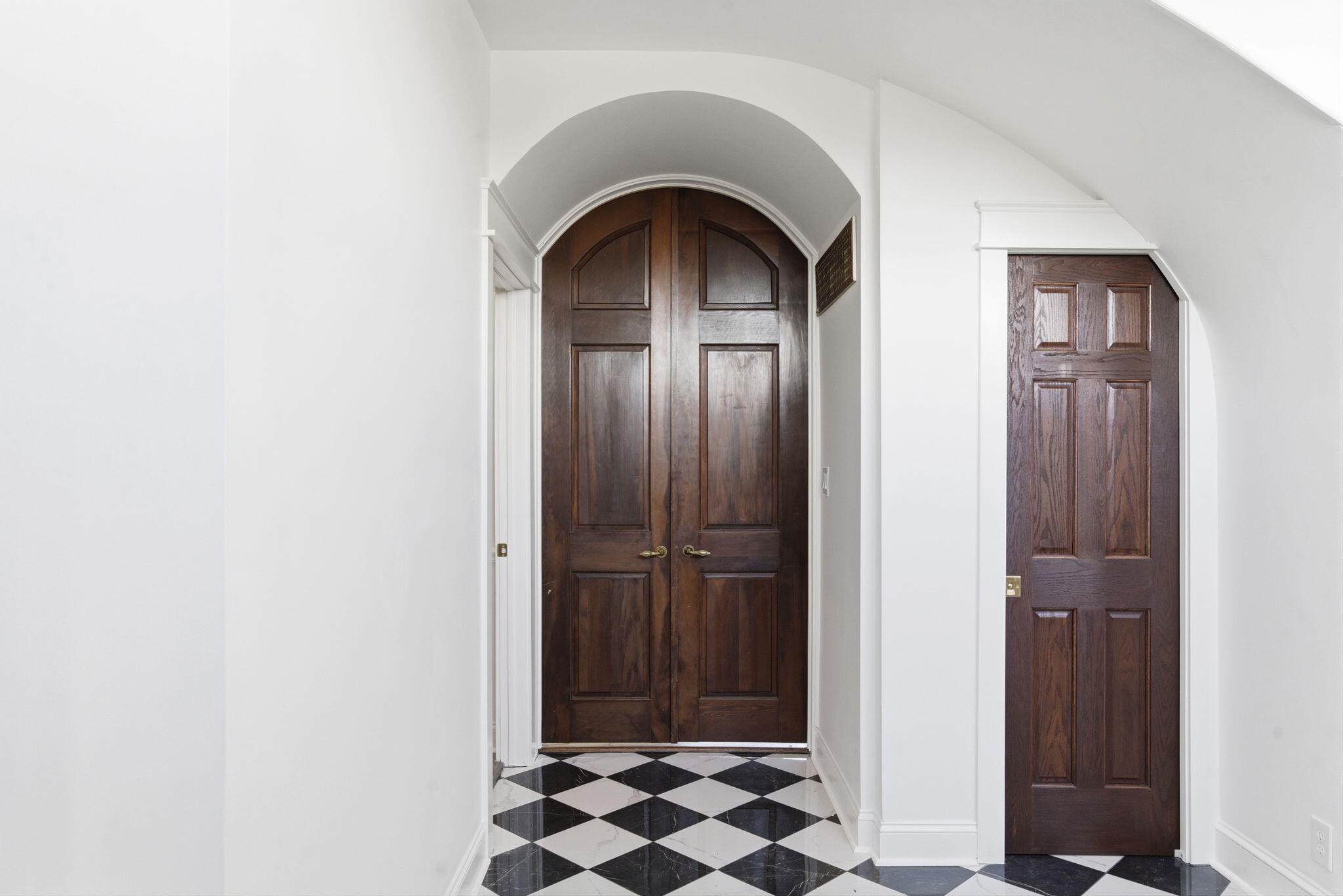 3350 E Fox Grape Street