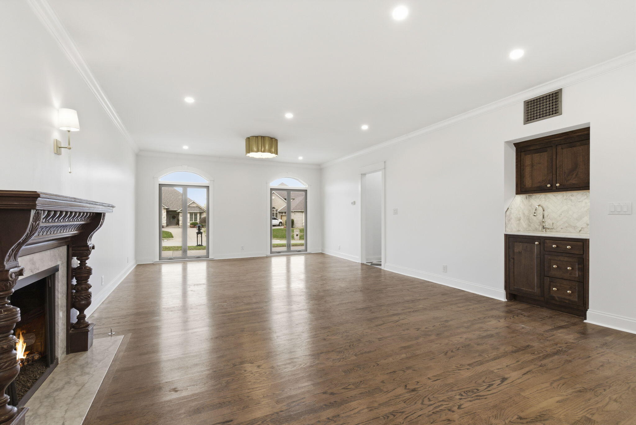 3350 E Fox Grape Street