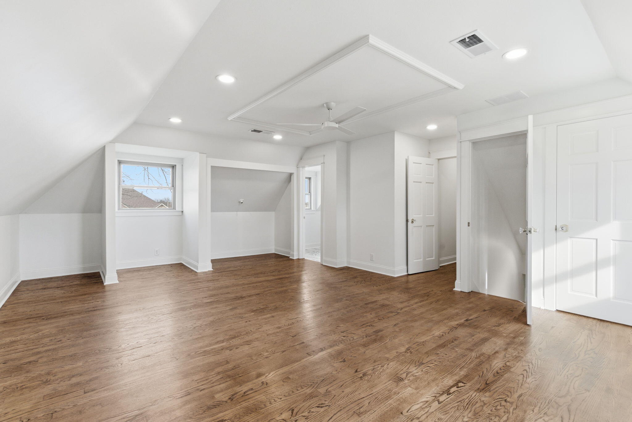 3350 E Fox Grape Street